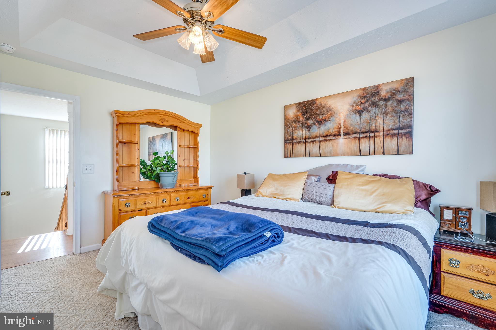 CRESTFIELD - Residential