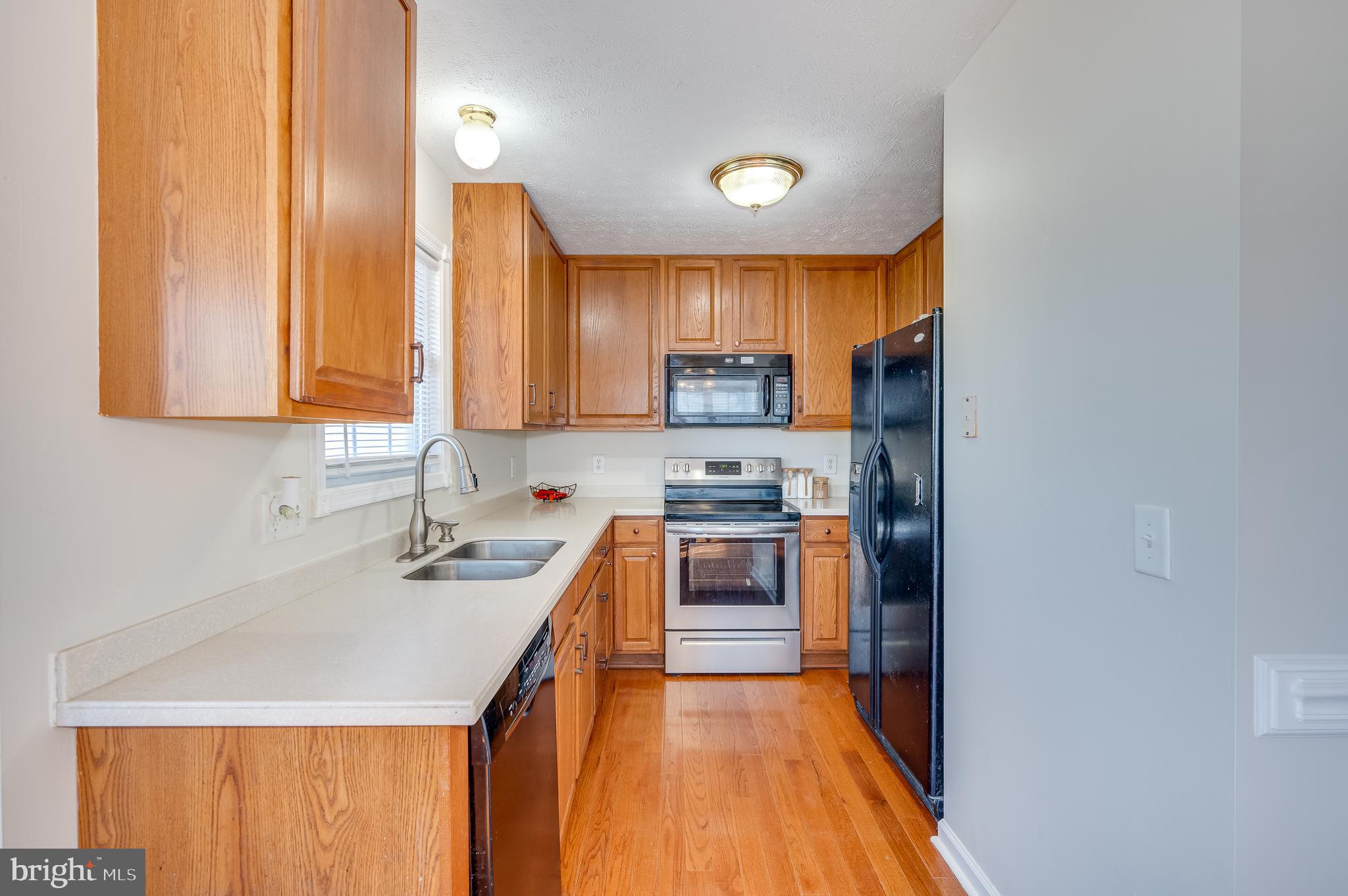 CRESTFIELD - Residential