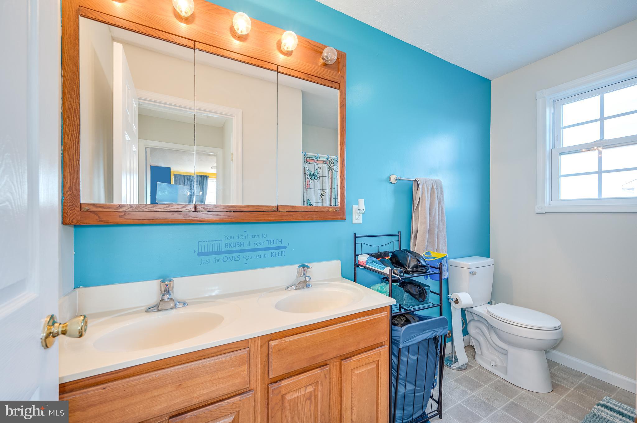 CRESTFIELD - Residential