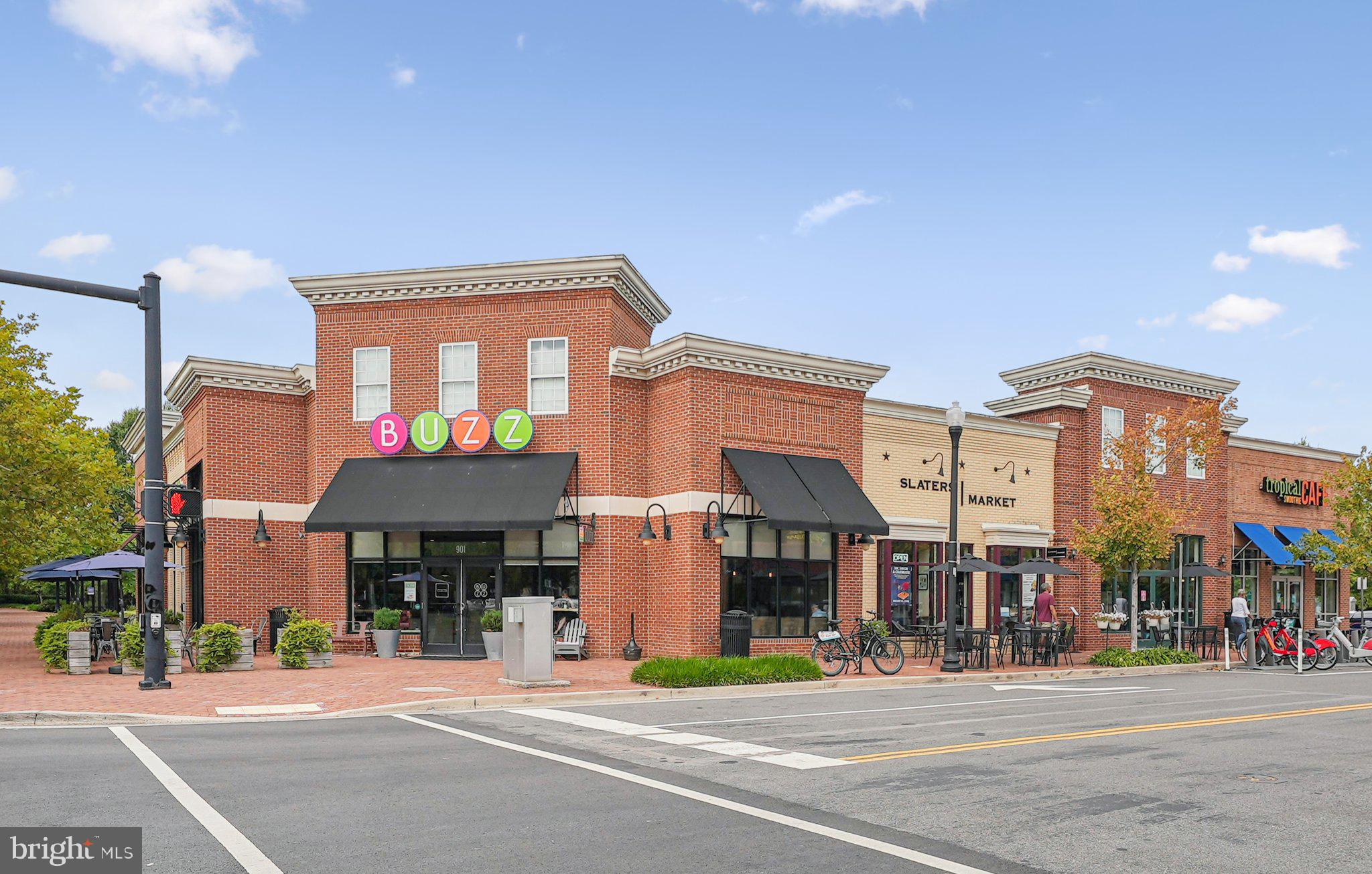 OLD TOWN CRESCENT - Residential