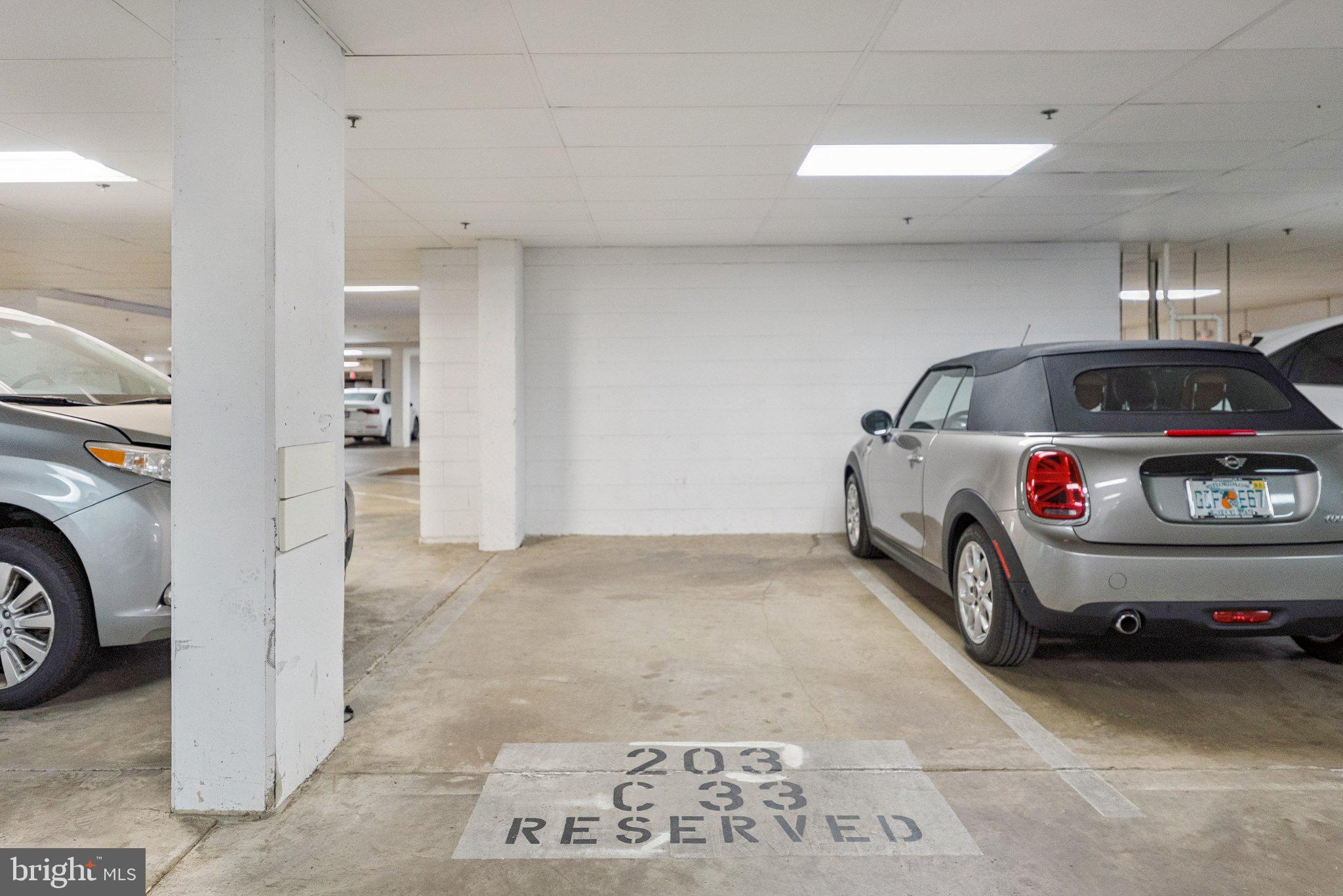 OLD TOWN CRESCENT - Residential