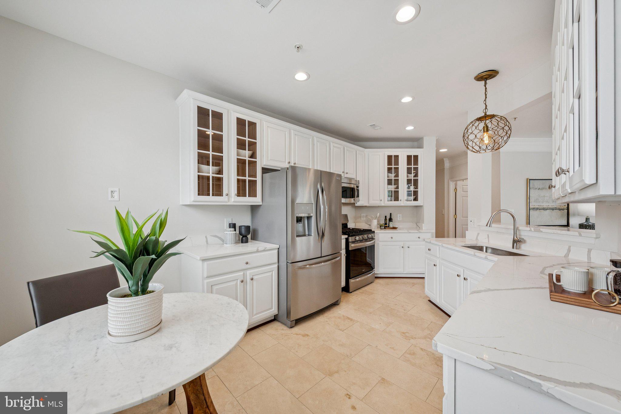 OLD TOWN CRESCENT - Residential