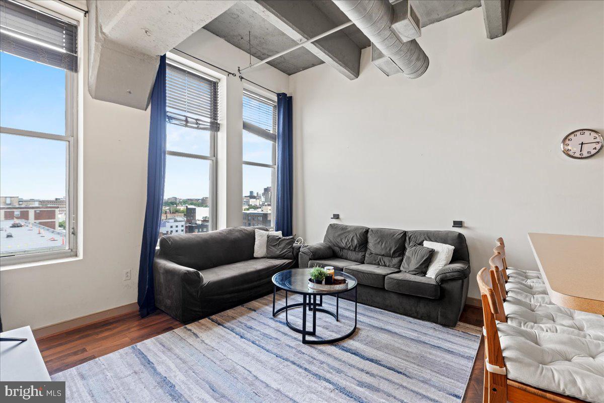 511 N BROAD STREET 19 806