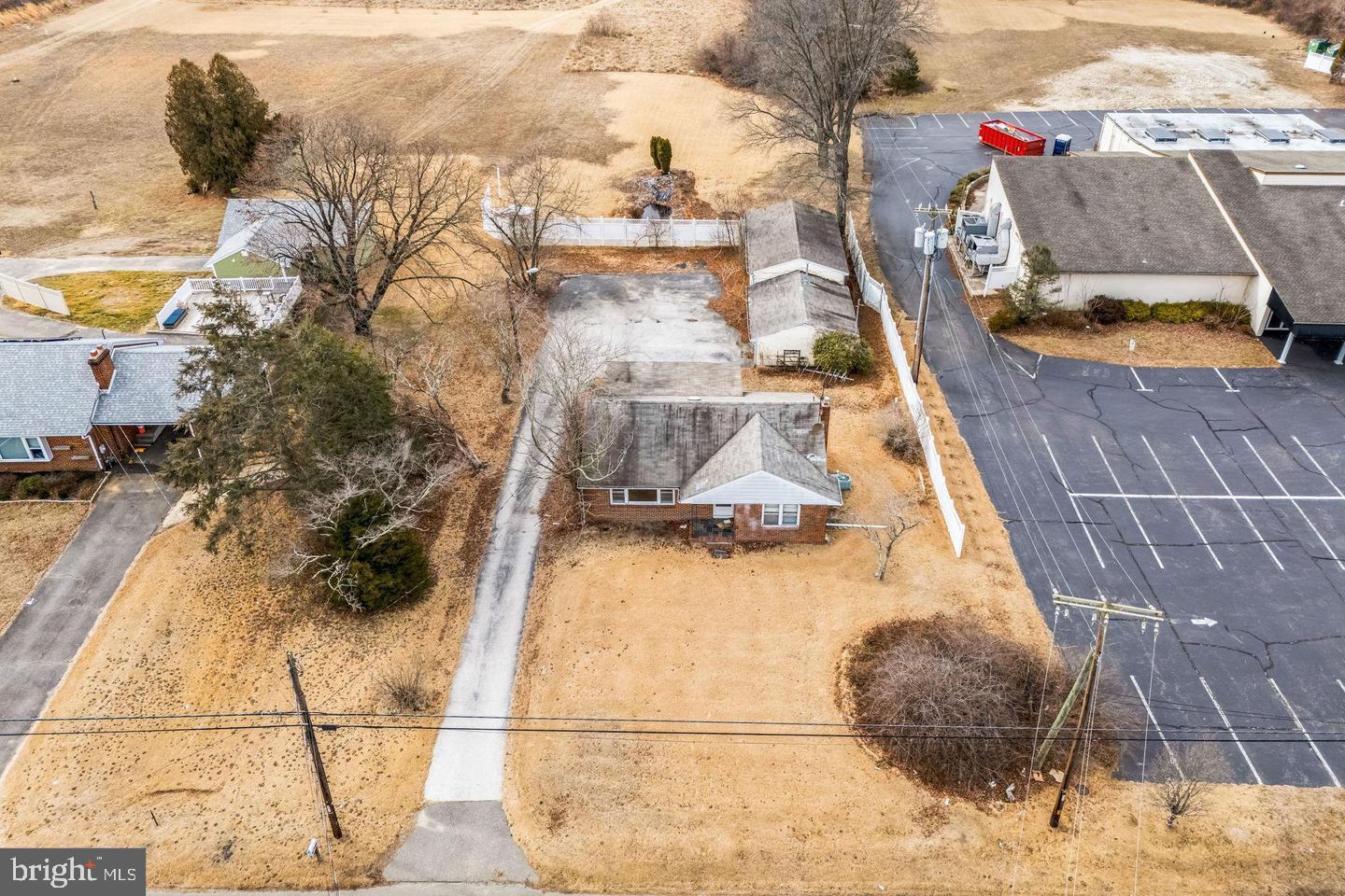 2393 S BLACK HORSE PK