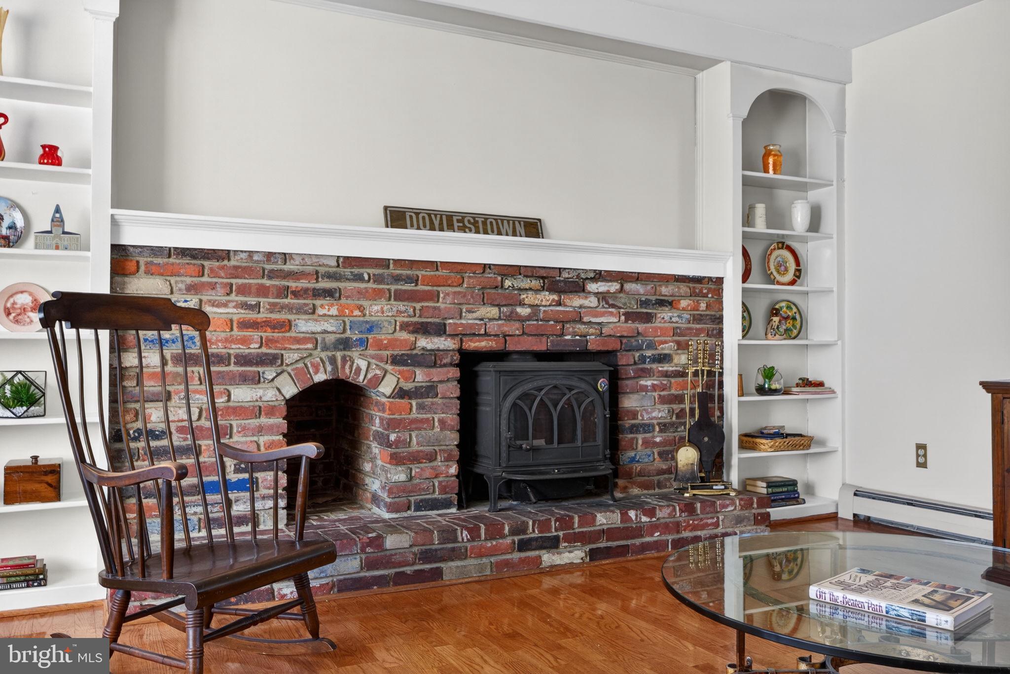 PINE VLY ESTS - Residential