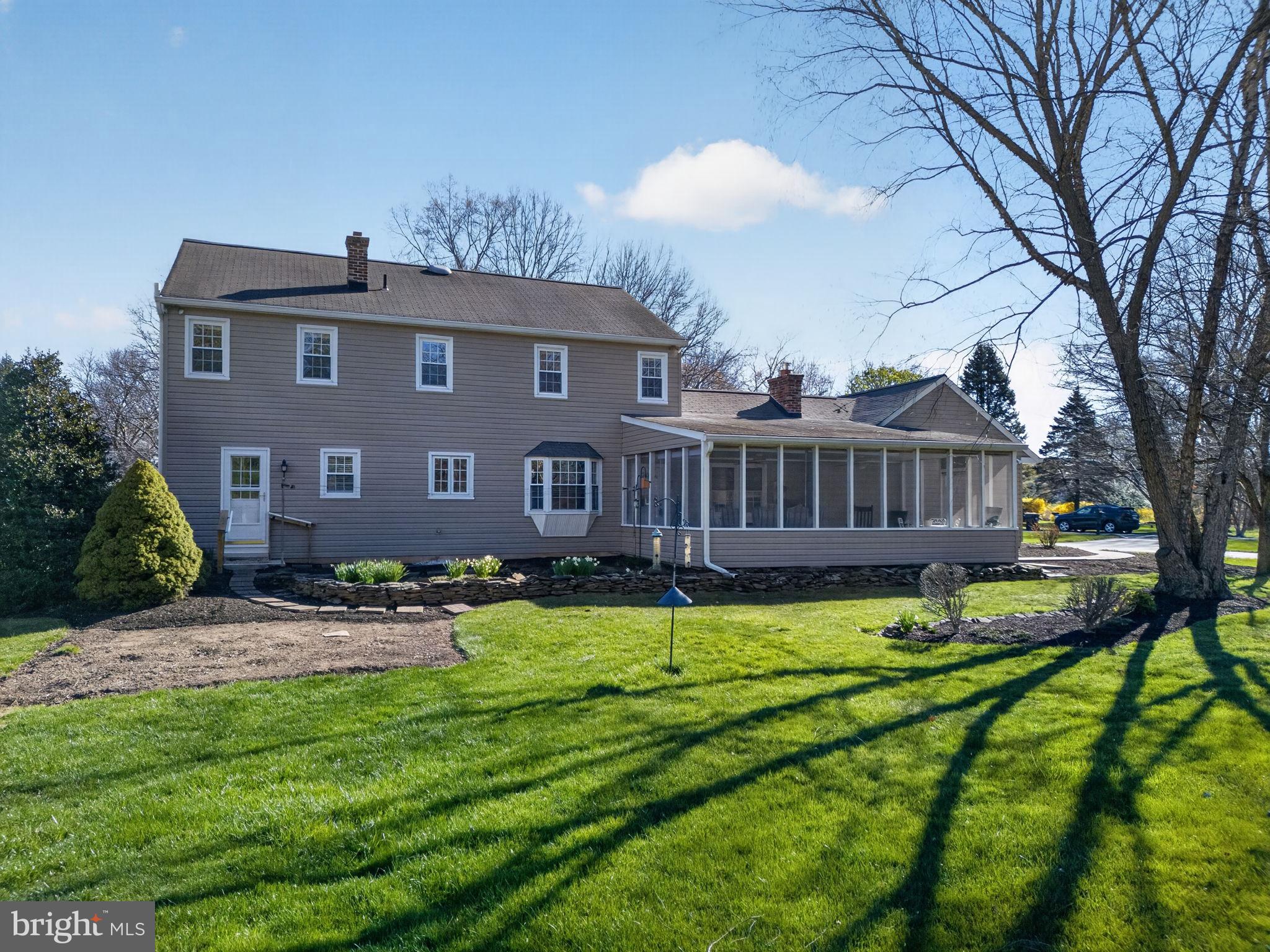 PINE VLY ESTS - Residential