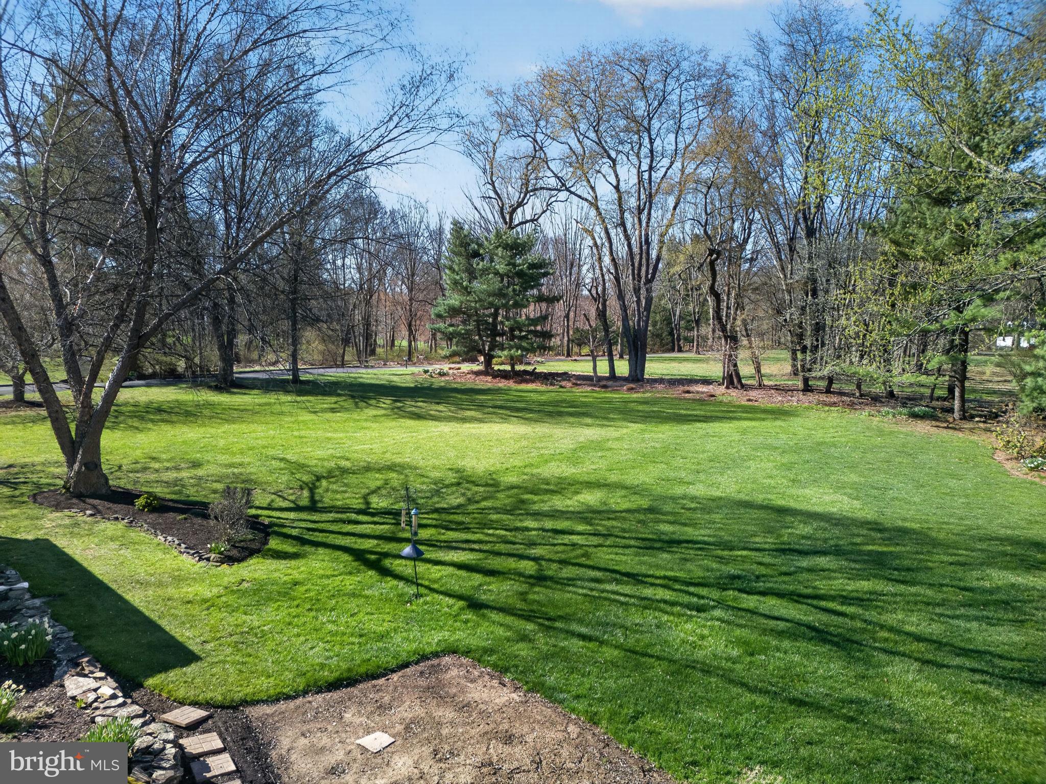 PINE VLY ESTS - Residential