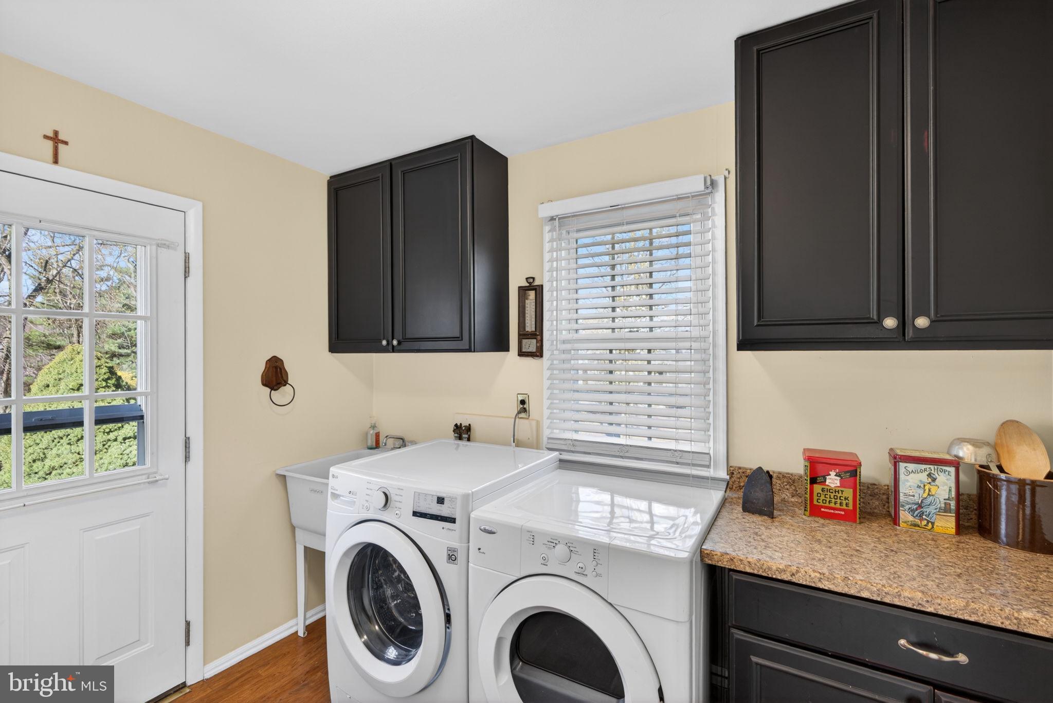 PINE VLY ESTS - Residential