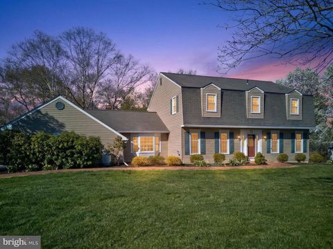 Photo of 12 Happ Drive, DOYLESTOWN, PA 18901 (MLS # PABU2117196)