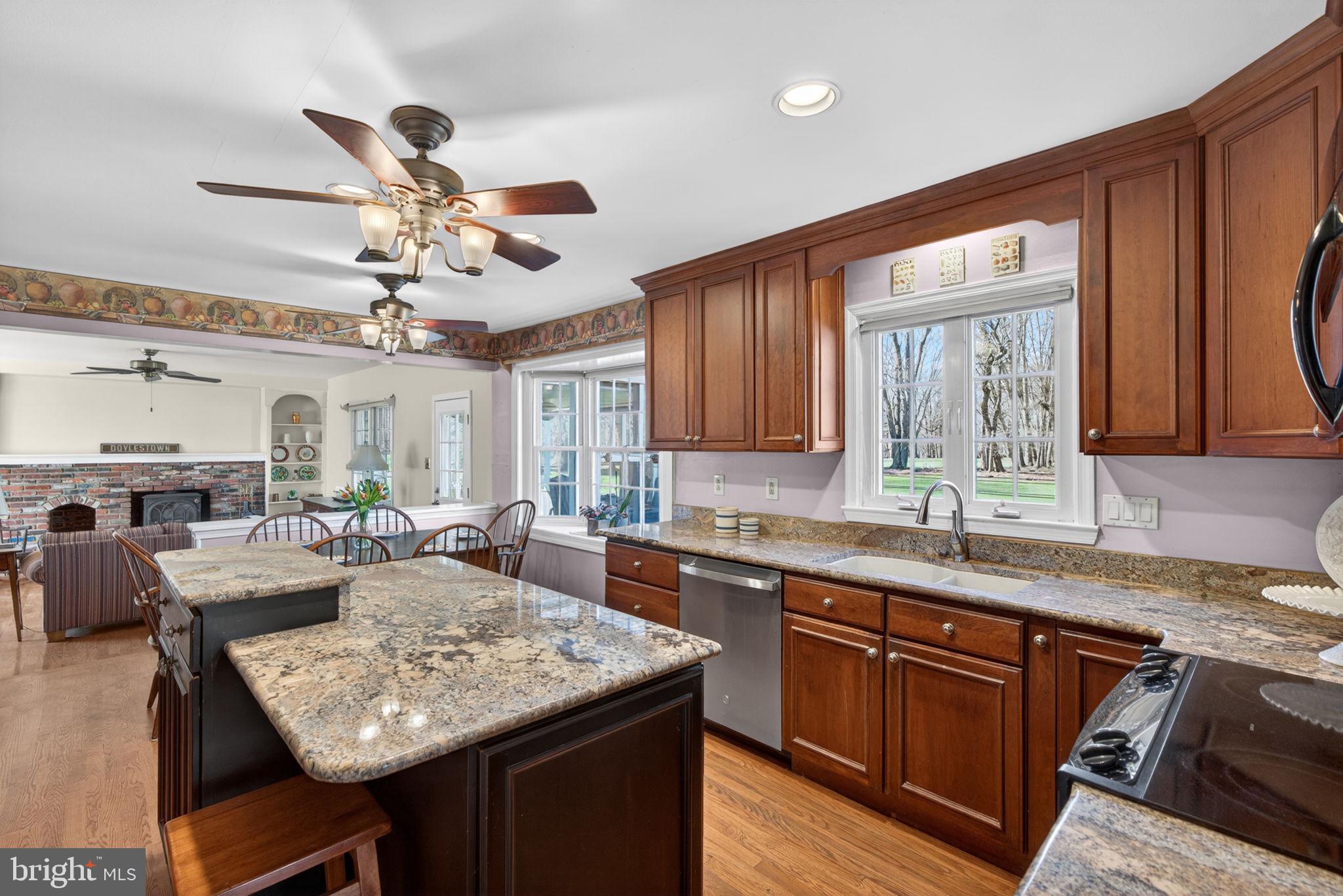 PINE VLY ESTS - Residential