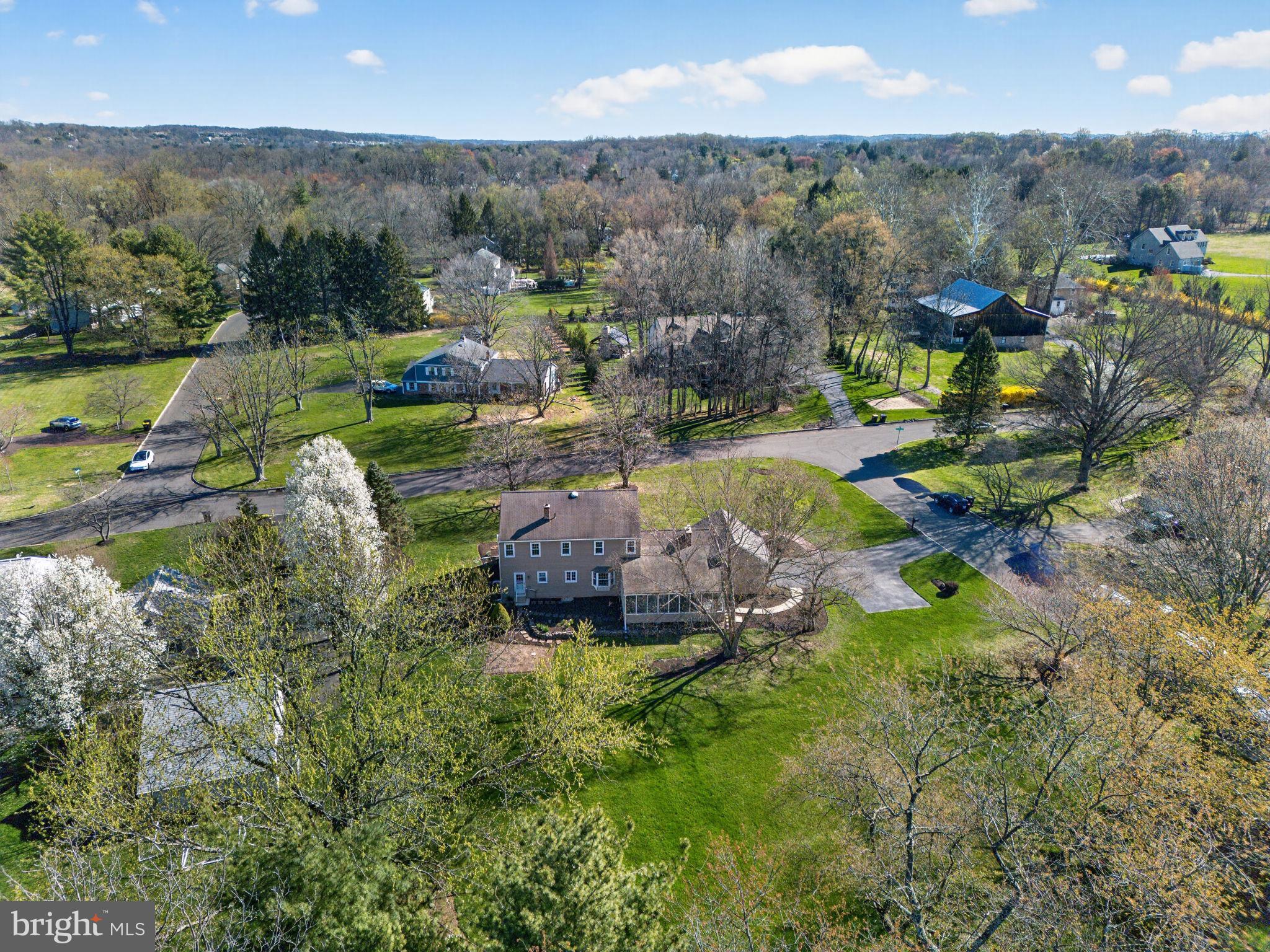 PINE VLY ESTS - Residential