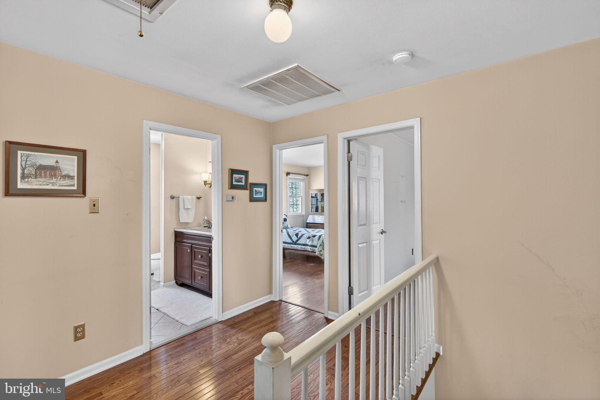 PINE VLY ESTS - Residential