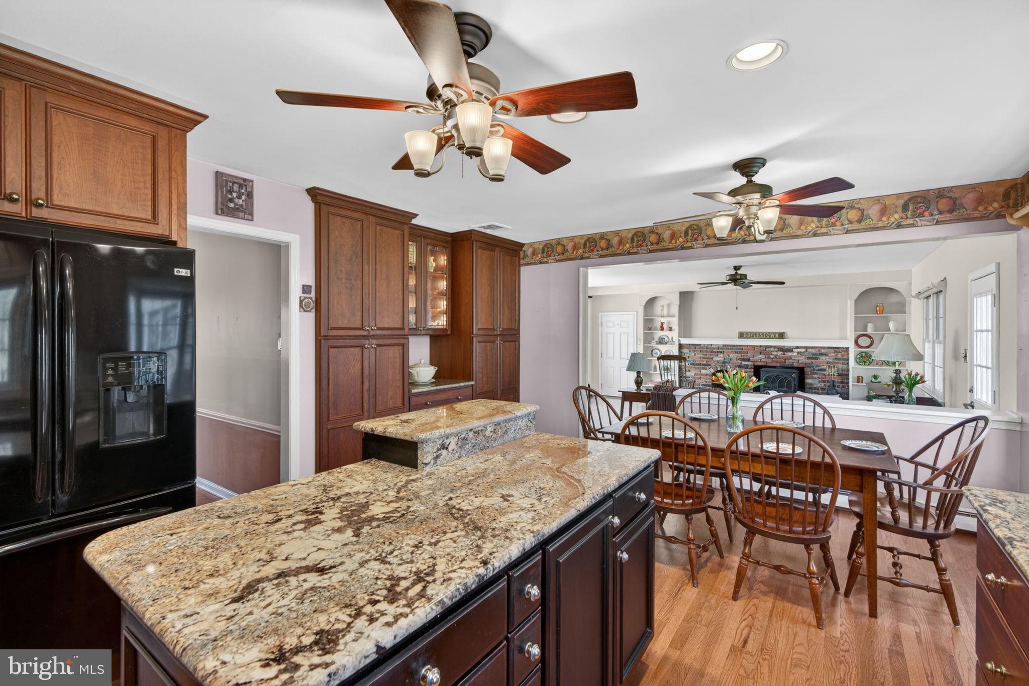 PINE VLY ESTS - Residential