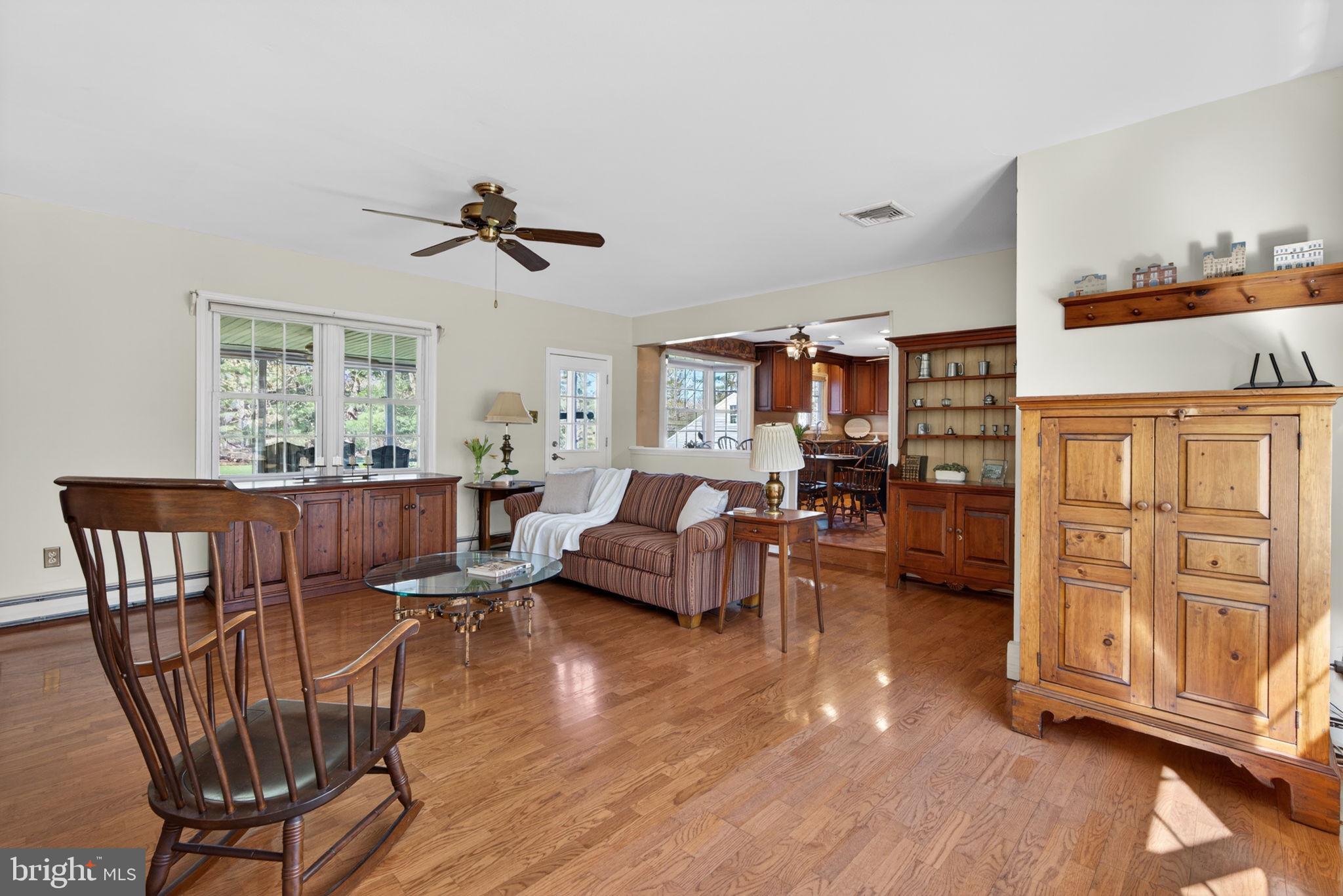 PINE VLY ESTS - Residential