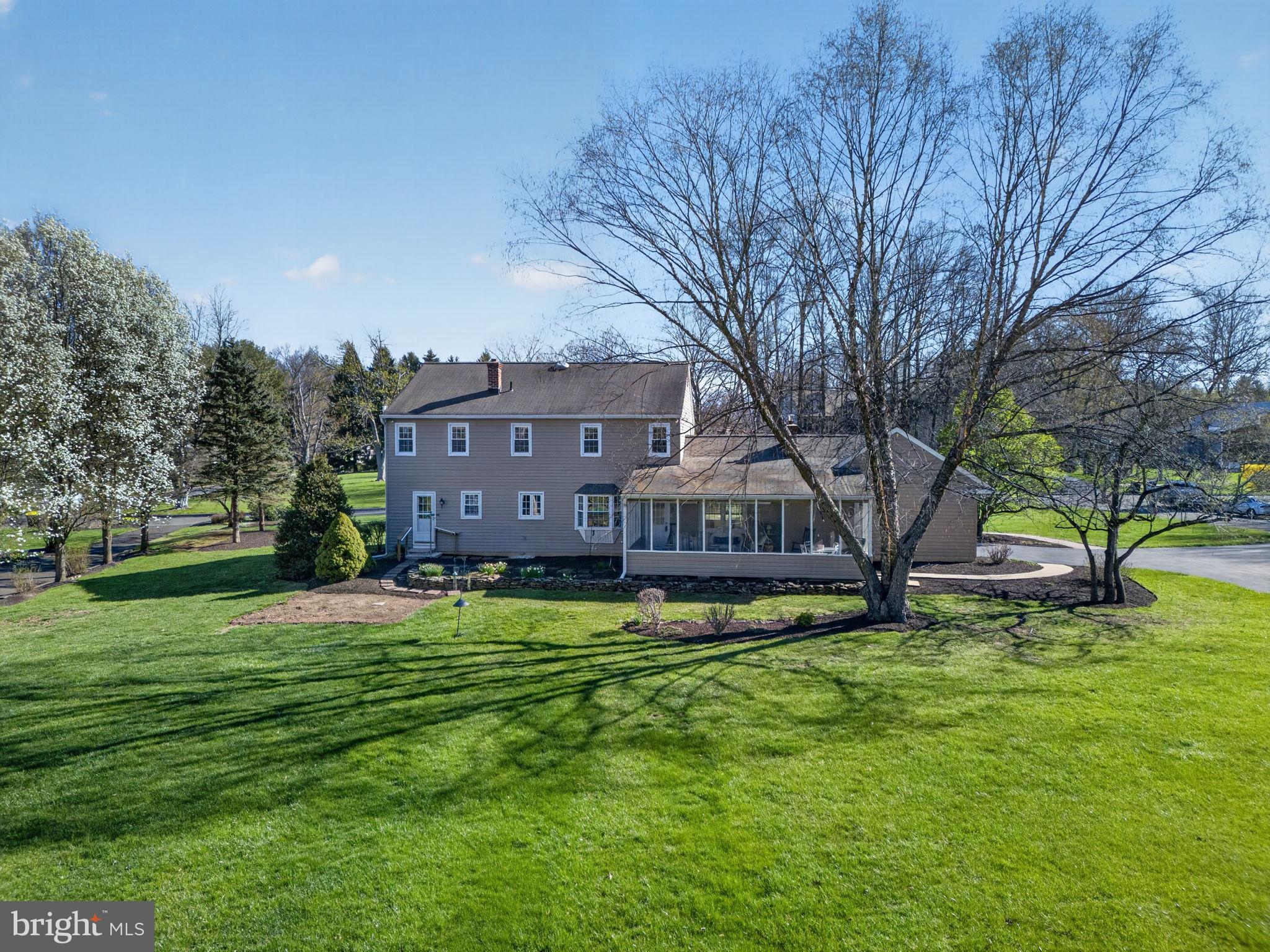 PINE VLY ESTS - Residential