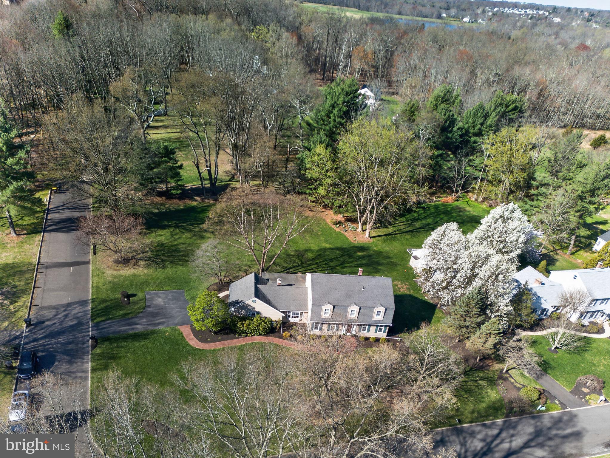 PINE VLY ESTS - Residential