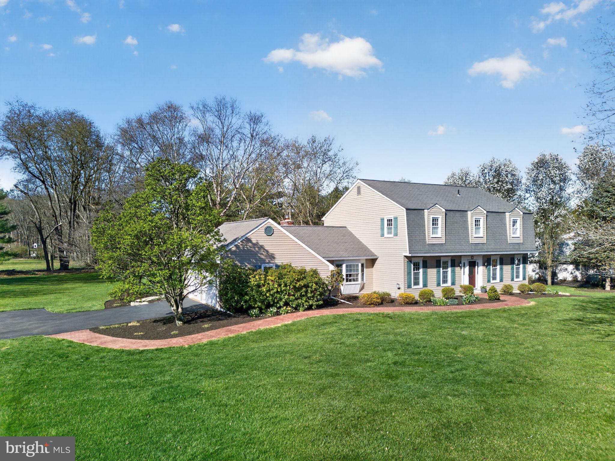 PINE VLY ESTS - Residential