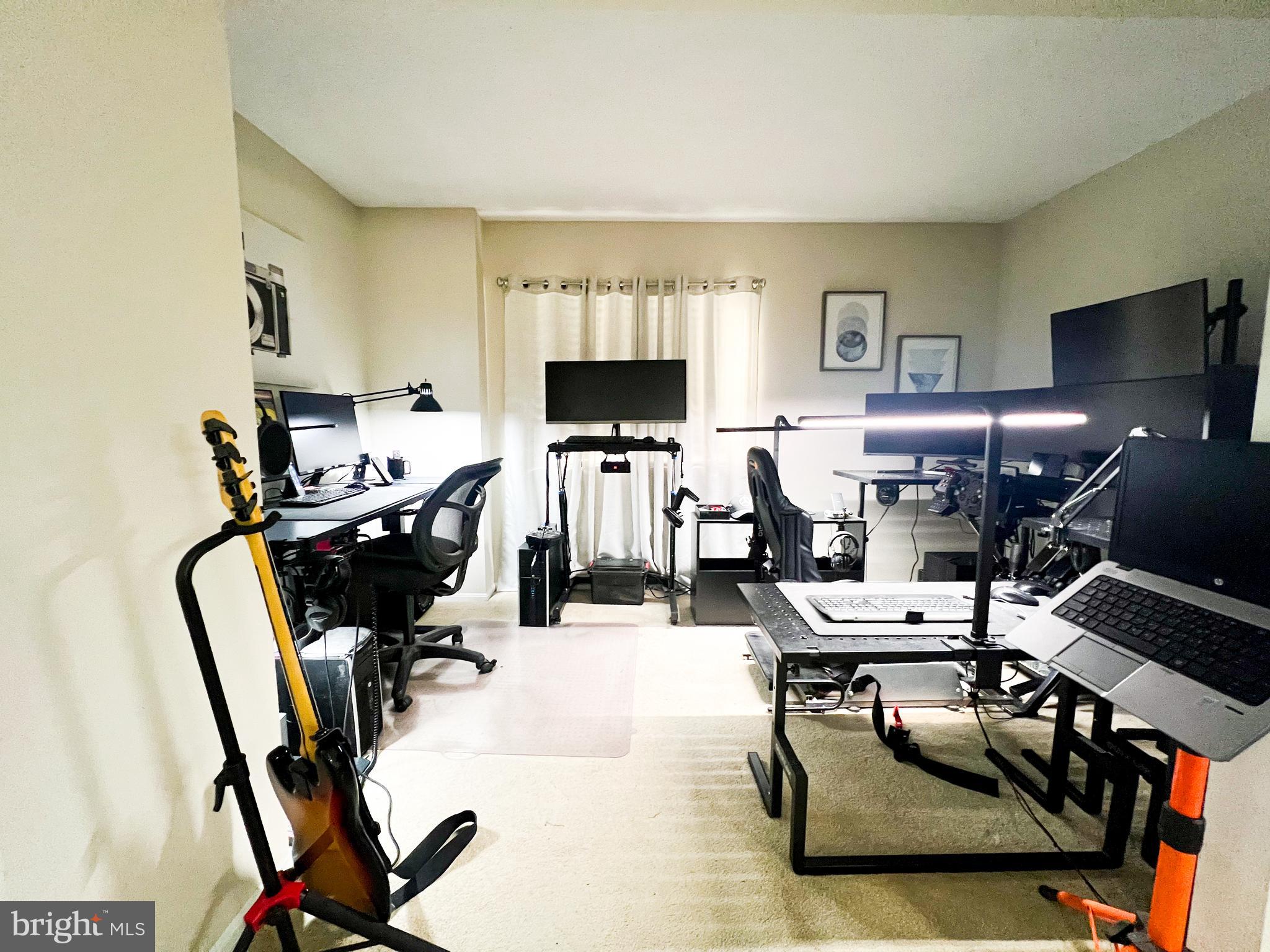 GREENS AT LEISURE WORLD - Residential