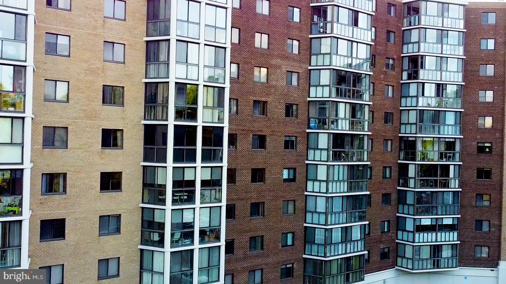 GREENS AT LEISURE WORLD - Residential