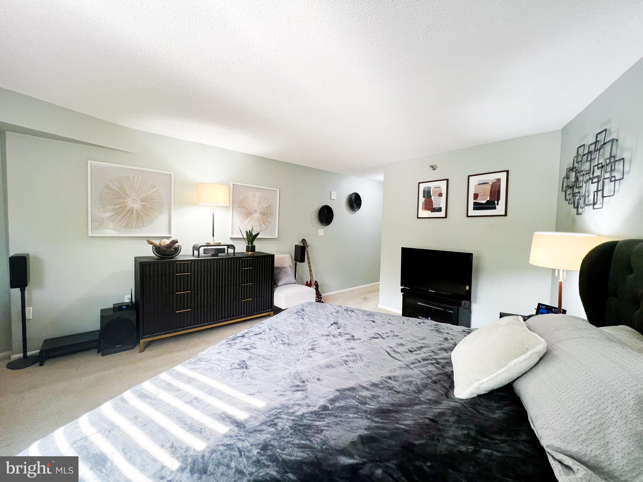 GREENS AT LEISURE WORLD - Residential