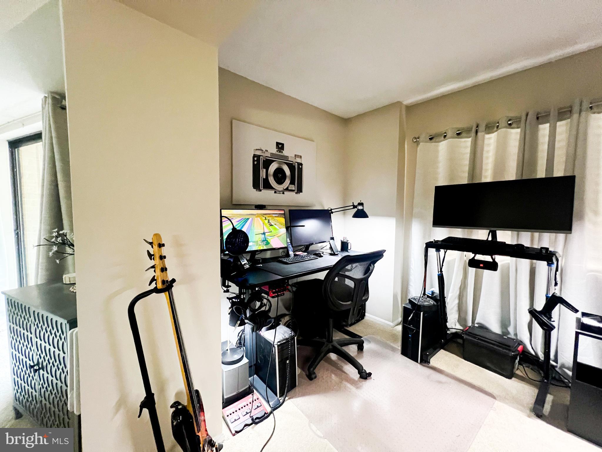 GREENS AT LEISURE WORLD - Residential