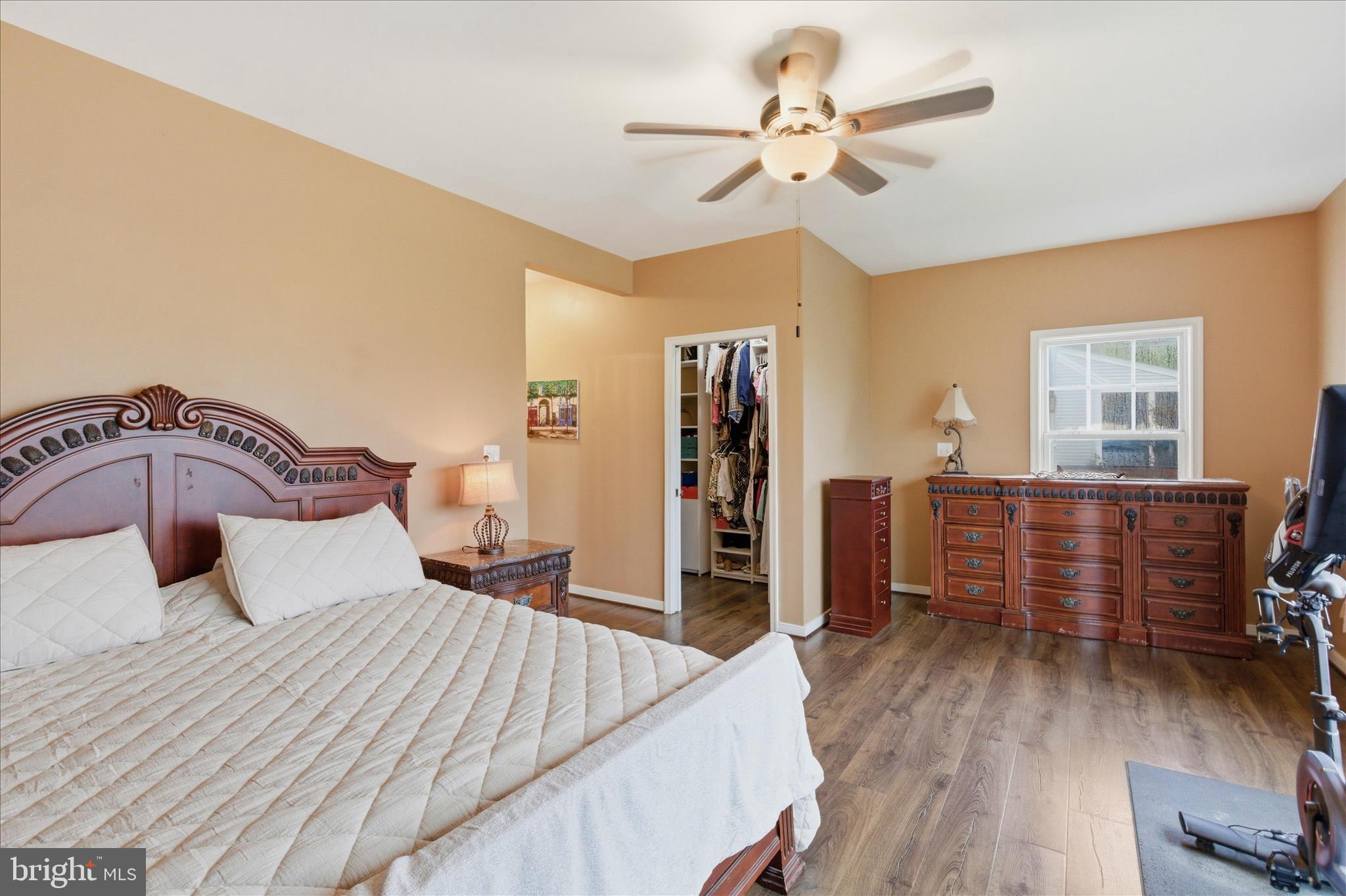 SOUTH RIDING - Residential