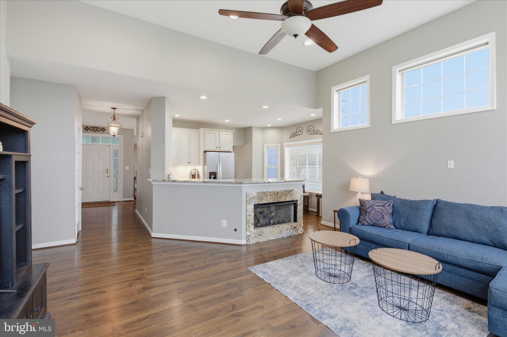 SOUTH RIDING - Residential