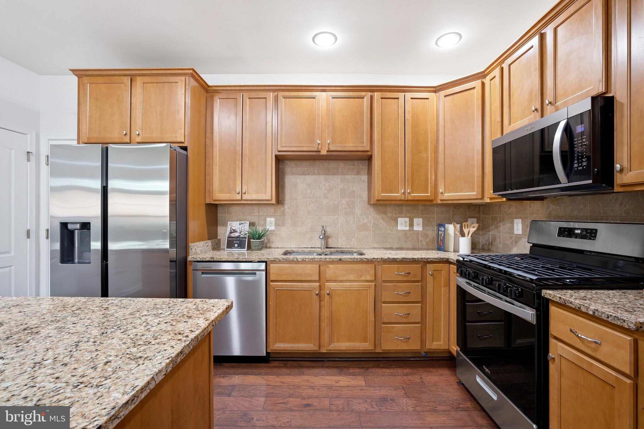 BUCKINGHAM AT LOUDOUN VALLEY - Residential