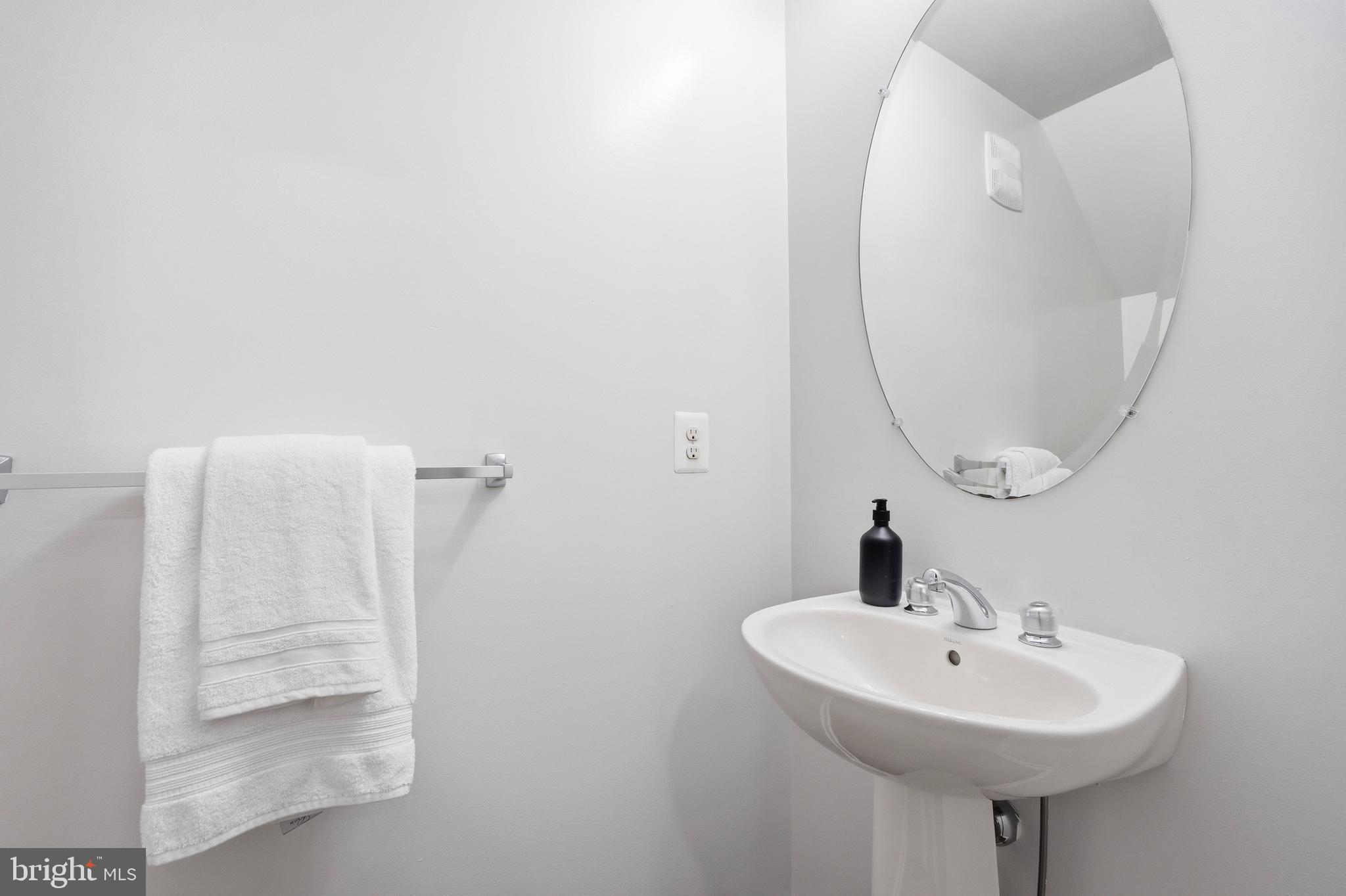 BUCKINGHAM AT LOUDOUN VALLEY - Residential