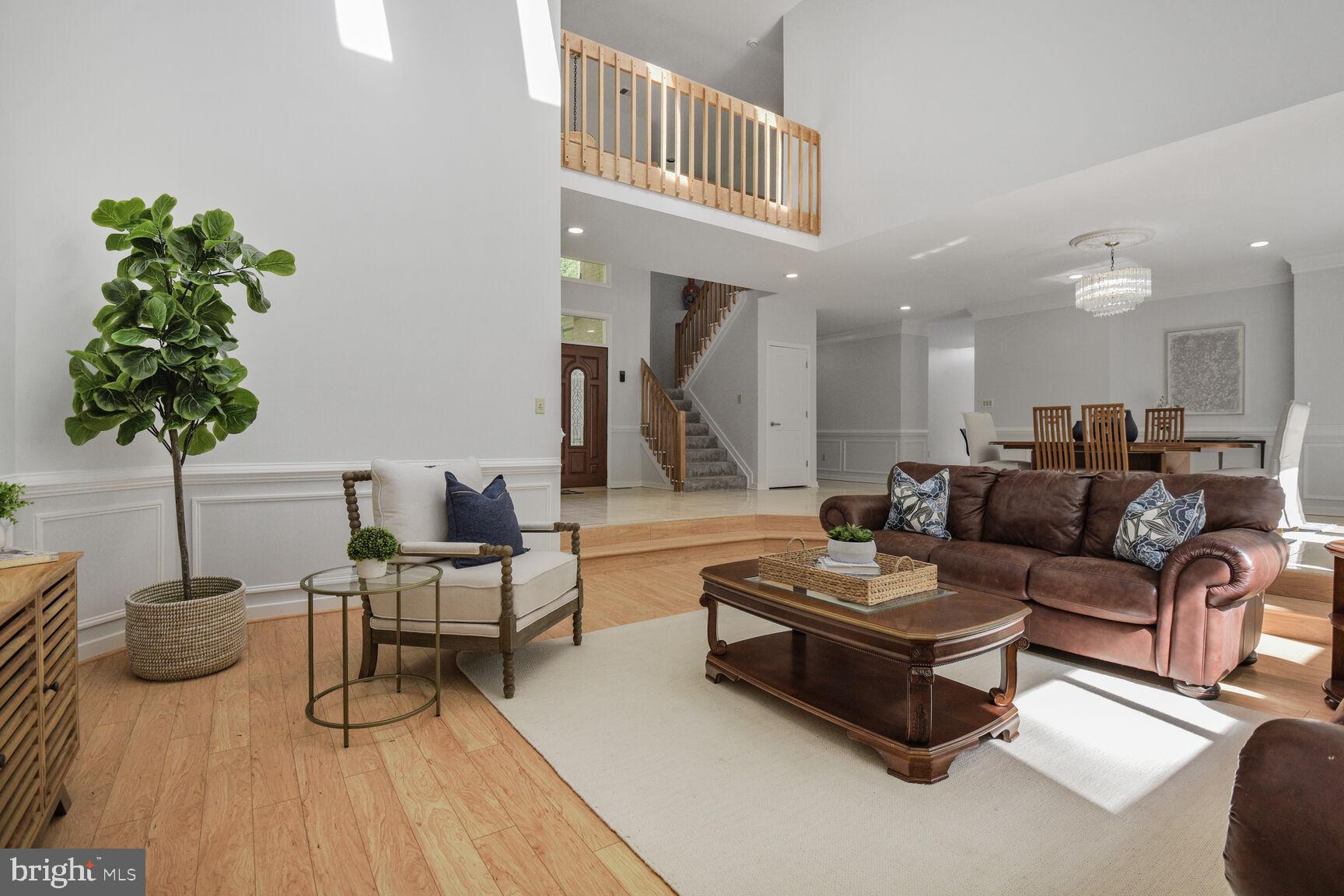 7816 LAUREL LEAF DRIVE