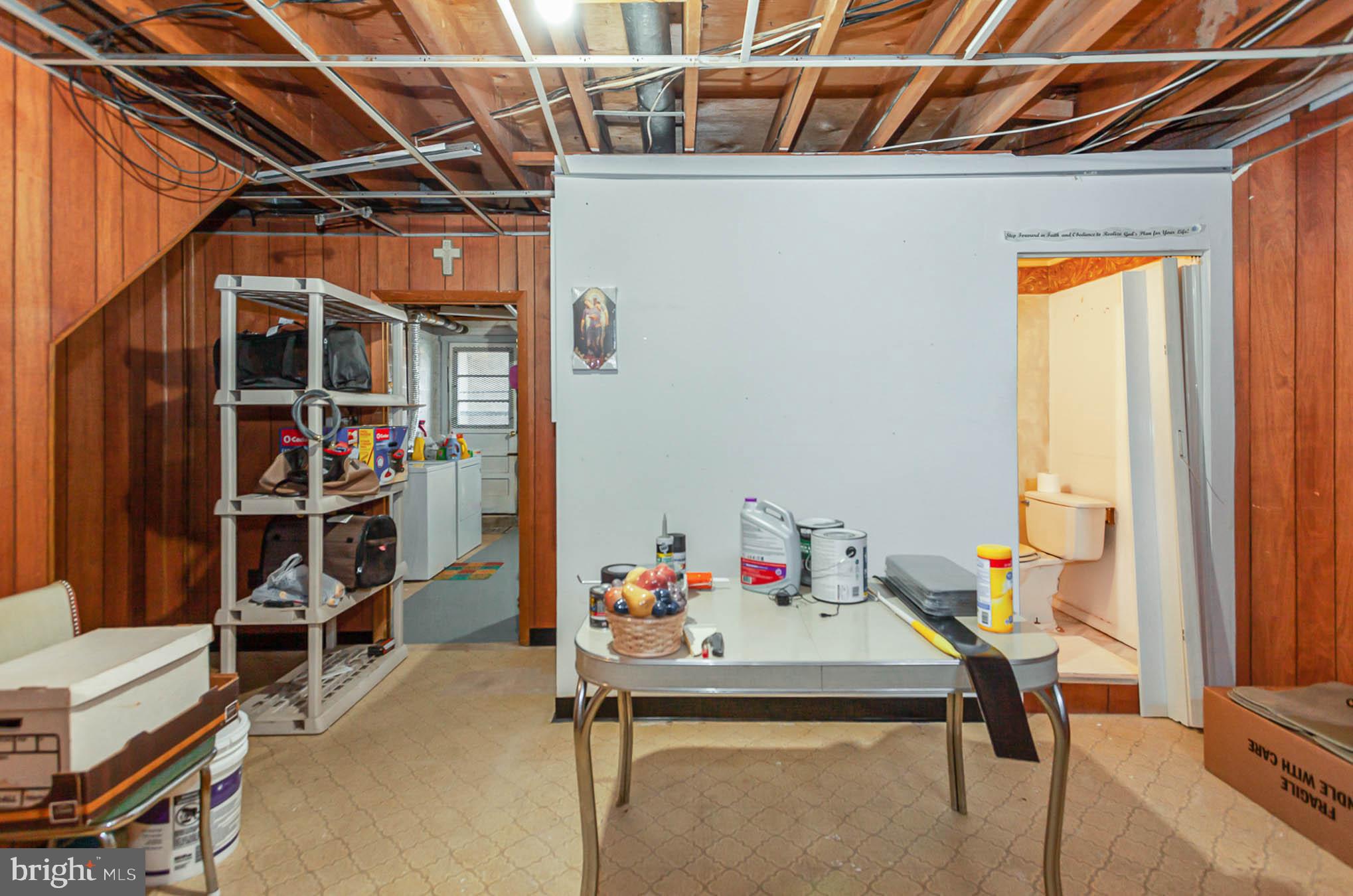 COUNTRY RIDGE - Residential