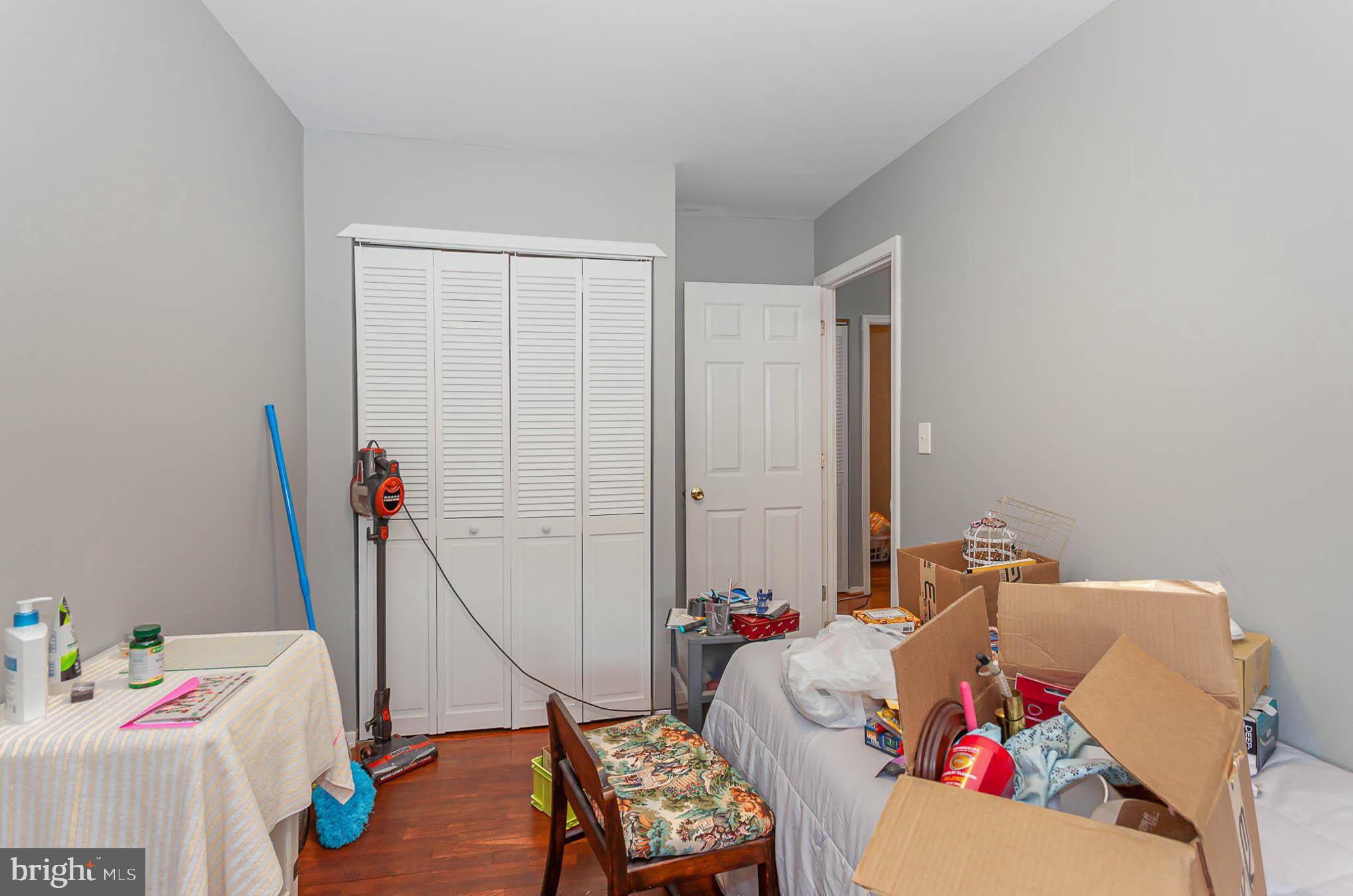 COUNTRY RIDGE - Residential