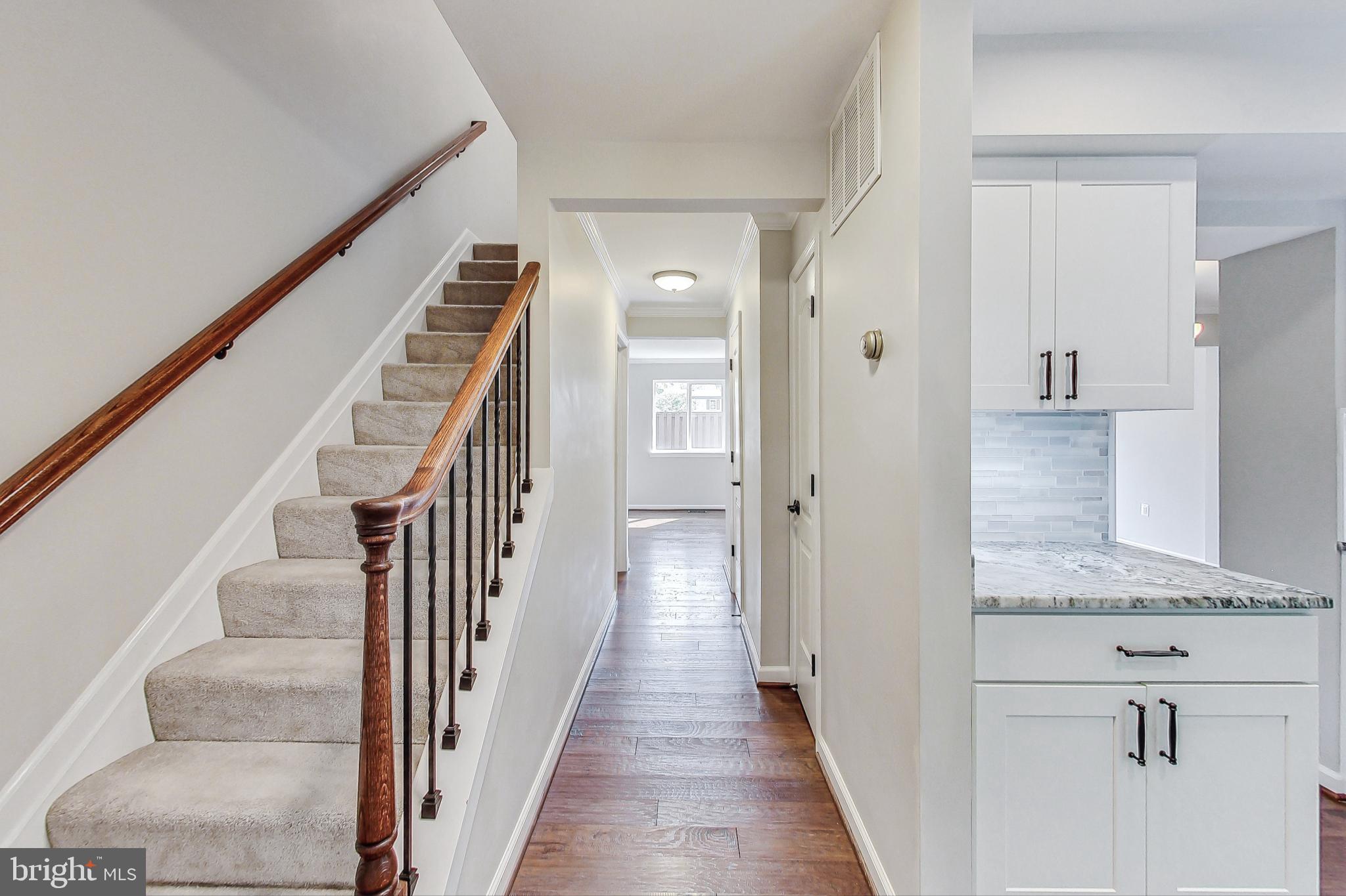 LINDEN SQUARE - Residential