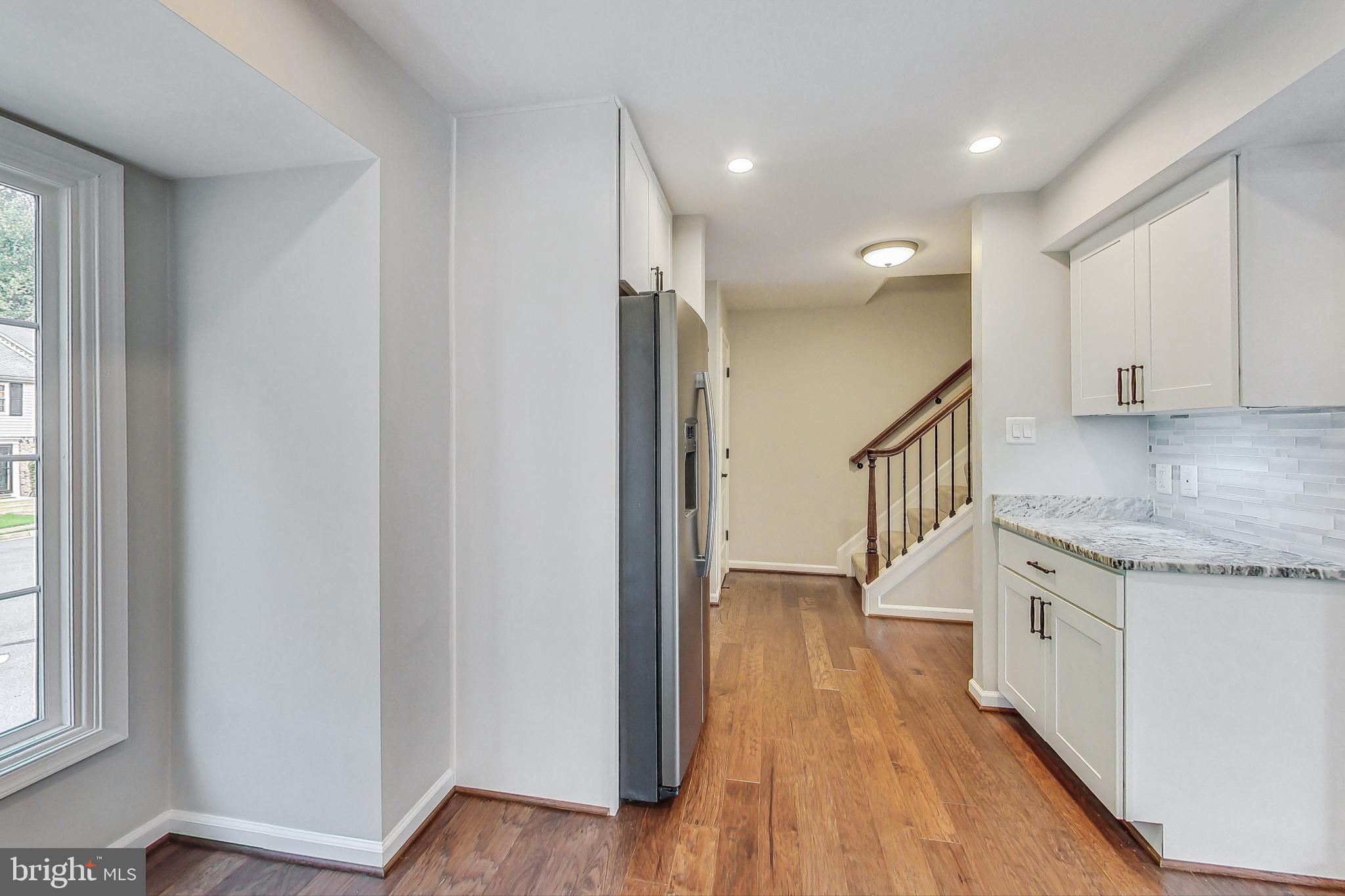 LINDEN SQUARE - Residential