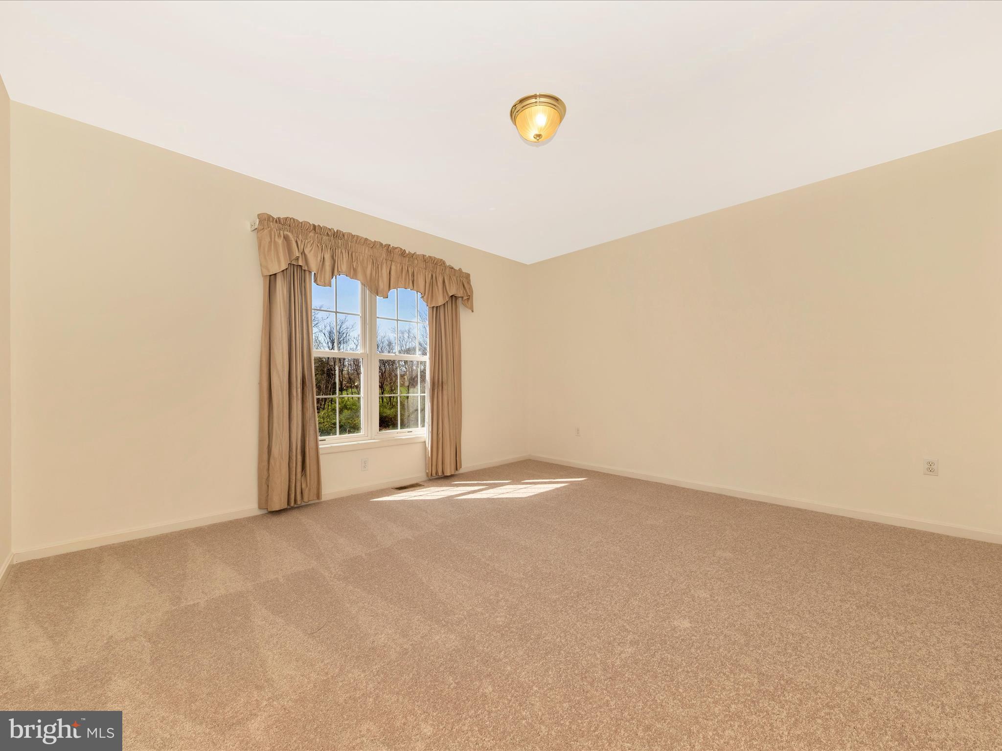 ST JAMES VILLAGE NORTH - Residential