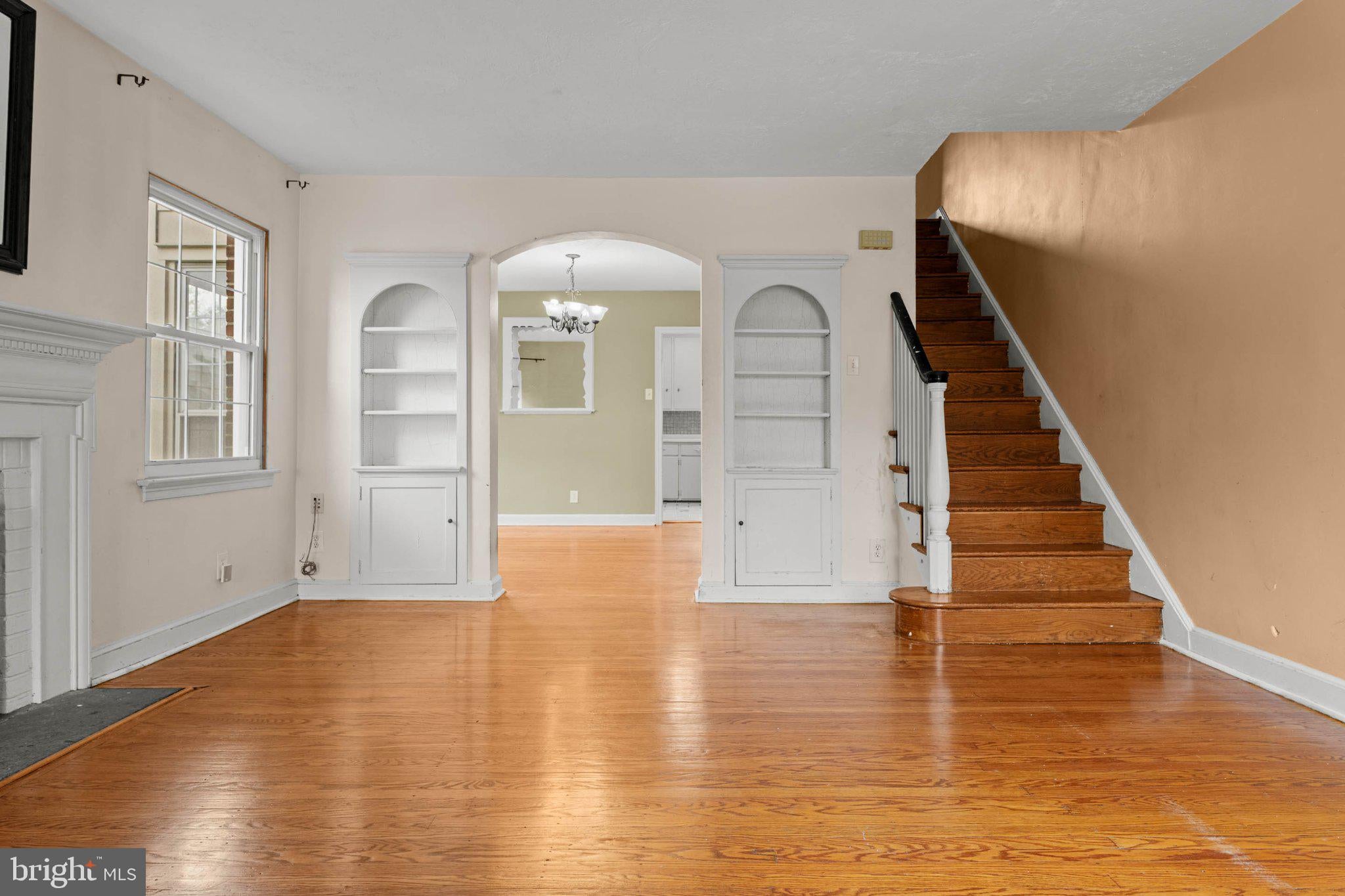 138 W ALBEMARLE AVENUE