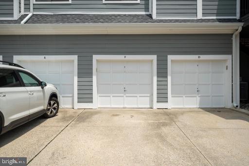 TIERS OF MANCHESTER LAKES - Residential Lease