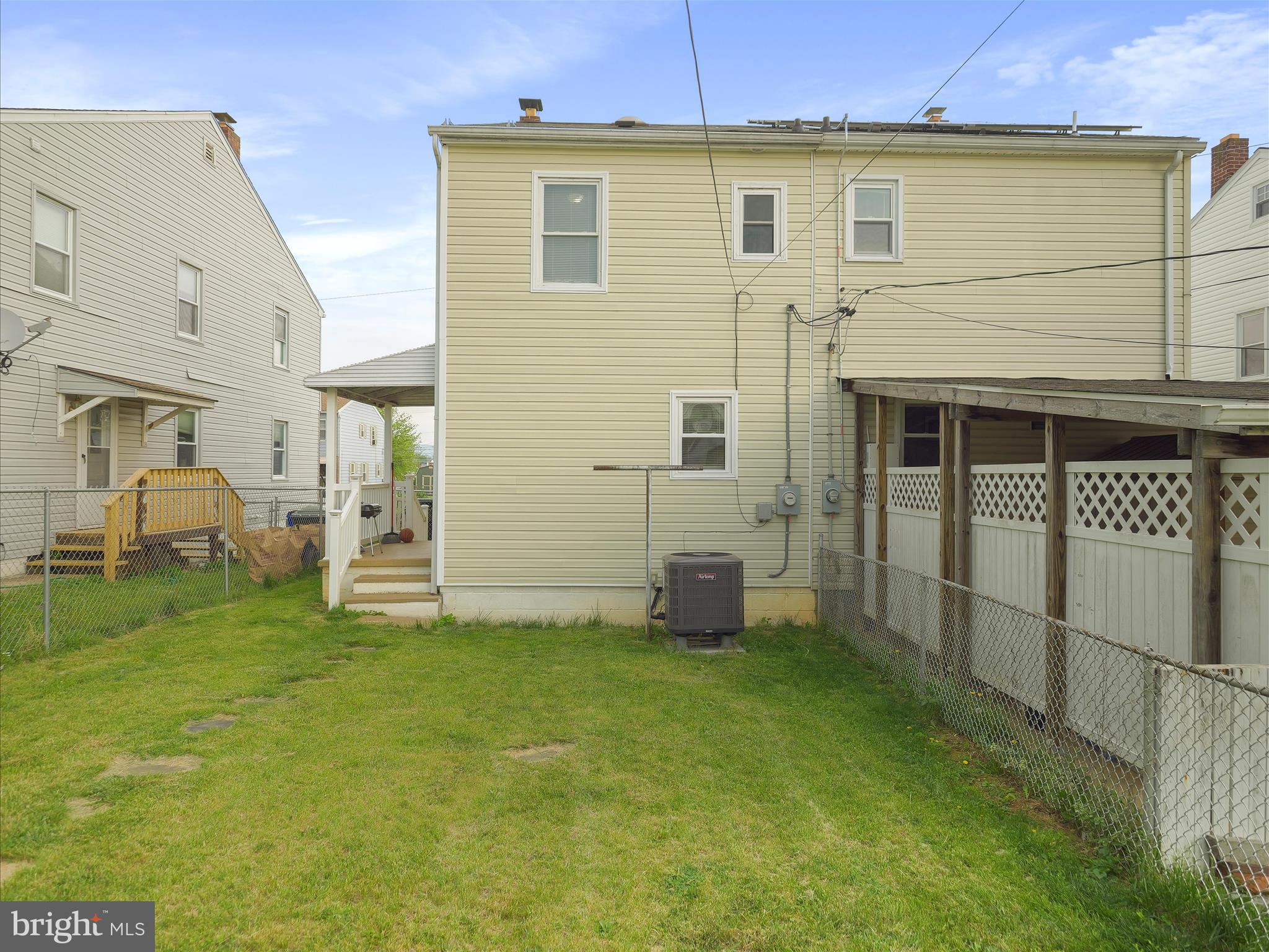 HAGERSTOWN - Residential