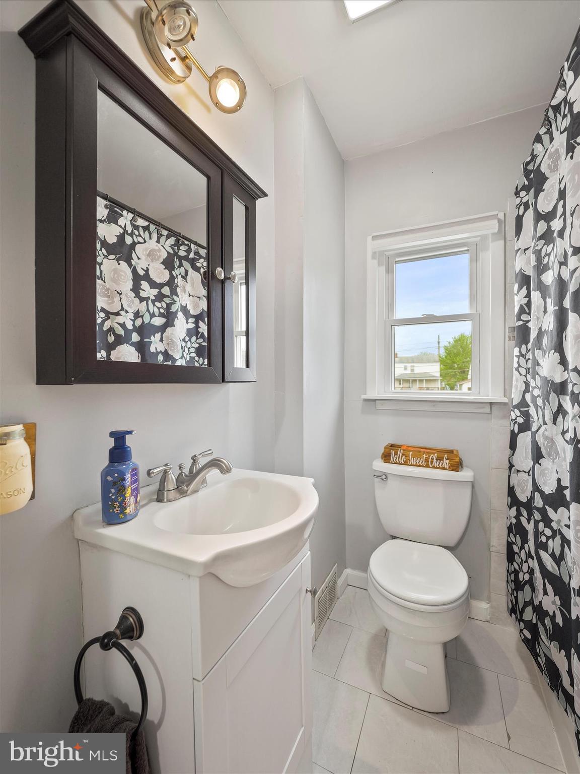 HAGERSTOWN - Residential