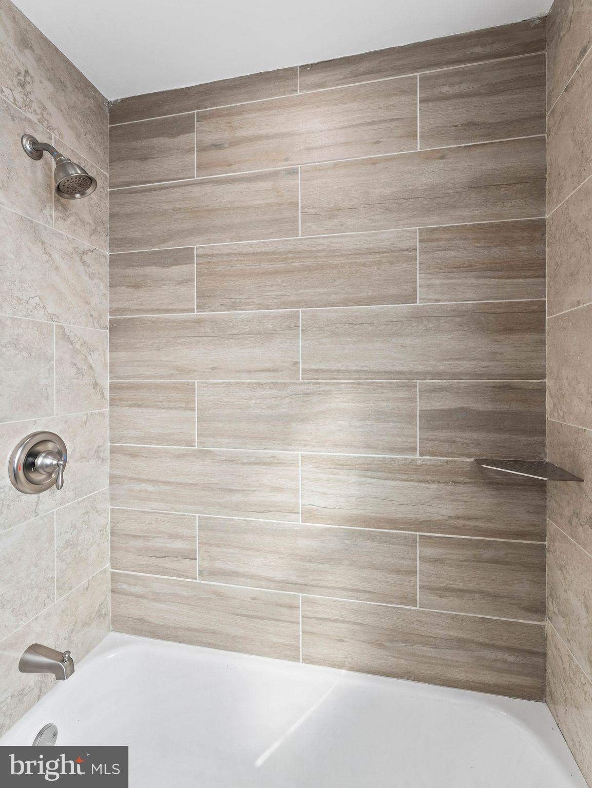 BUSTLETON - Residential