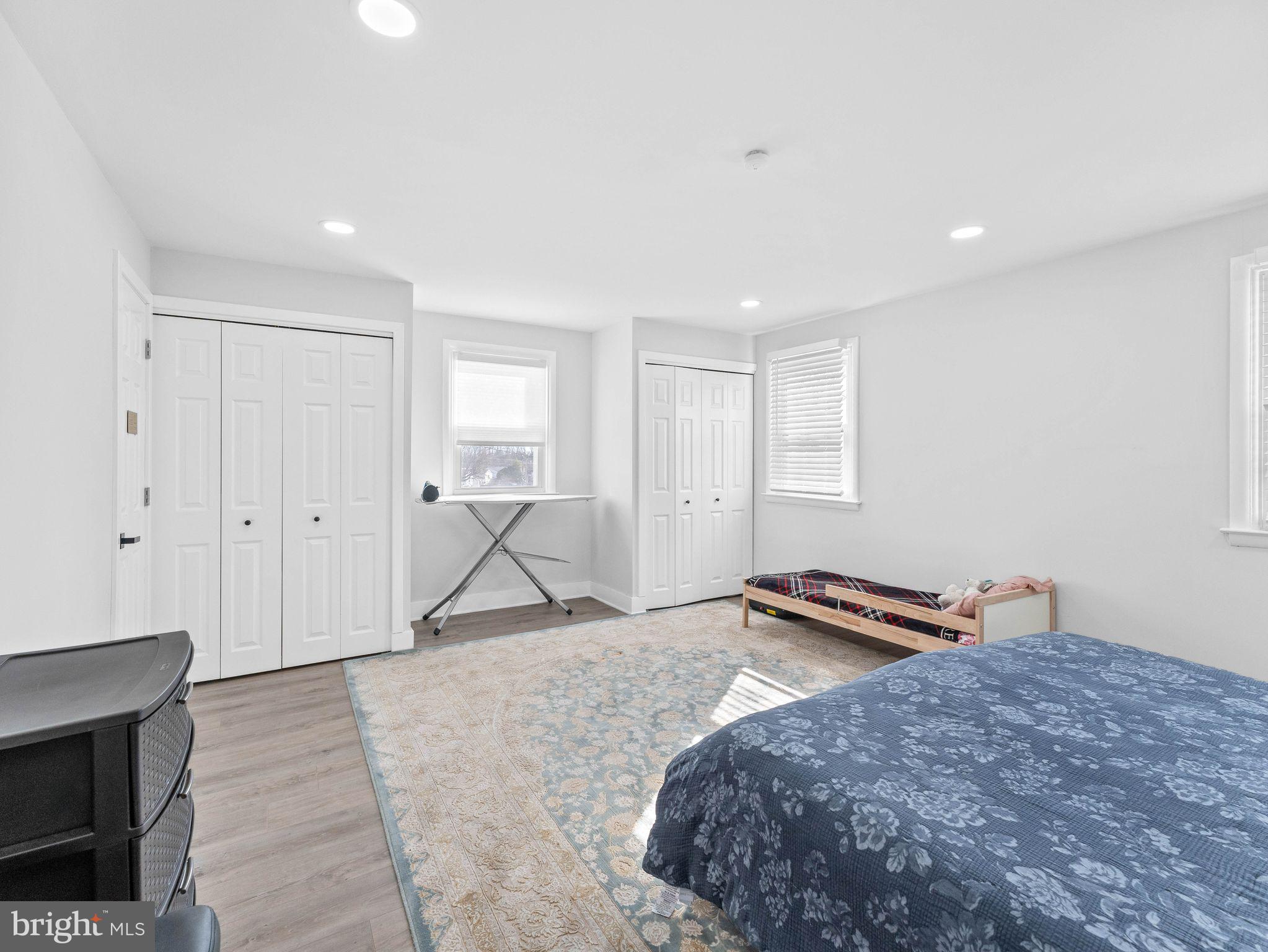 BUSTLETON - Residential