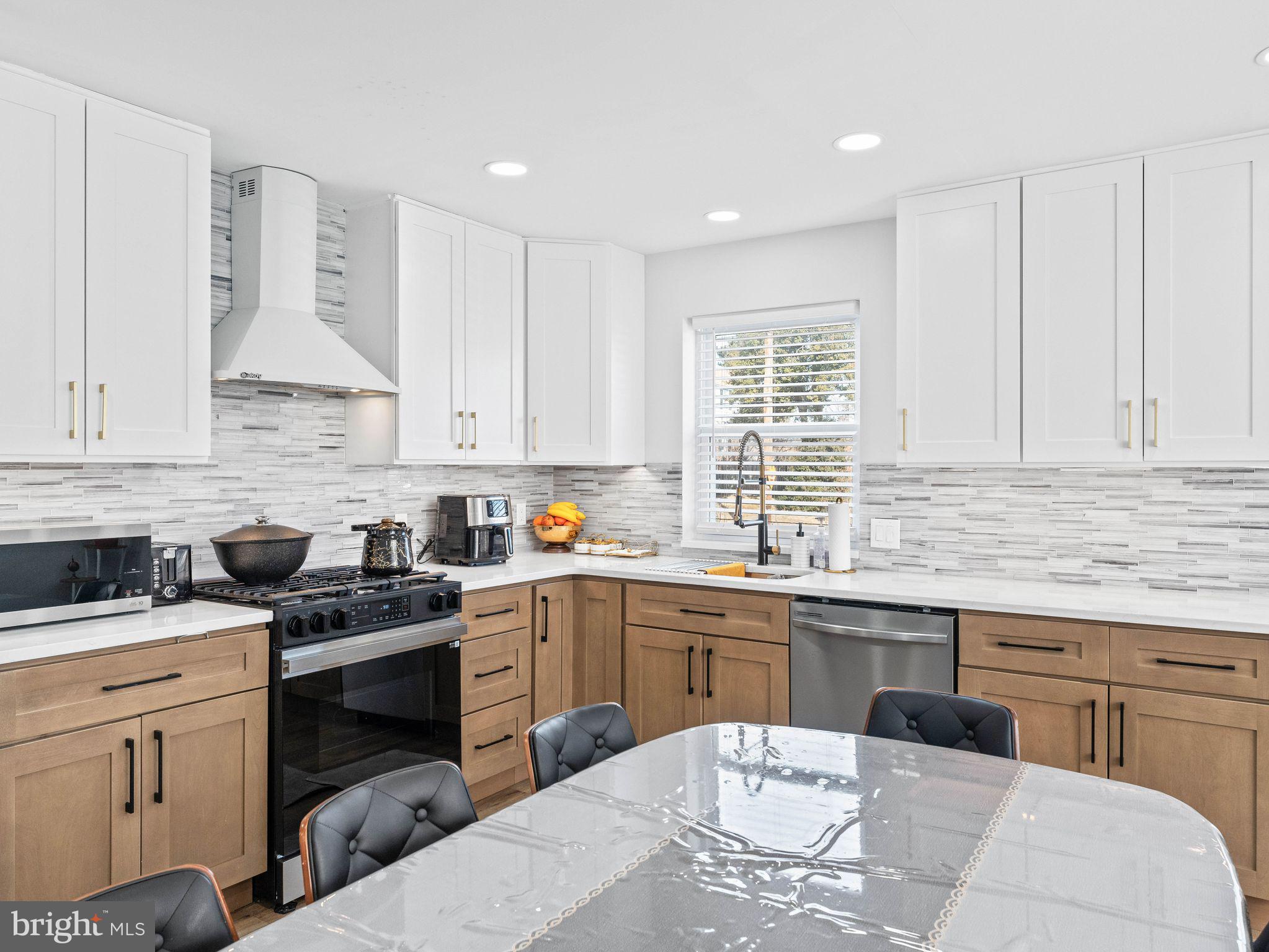 BUSTLETON - Residential