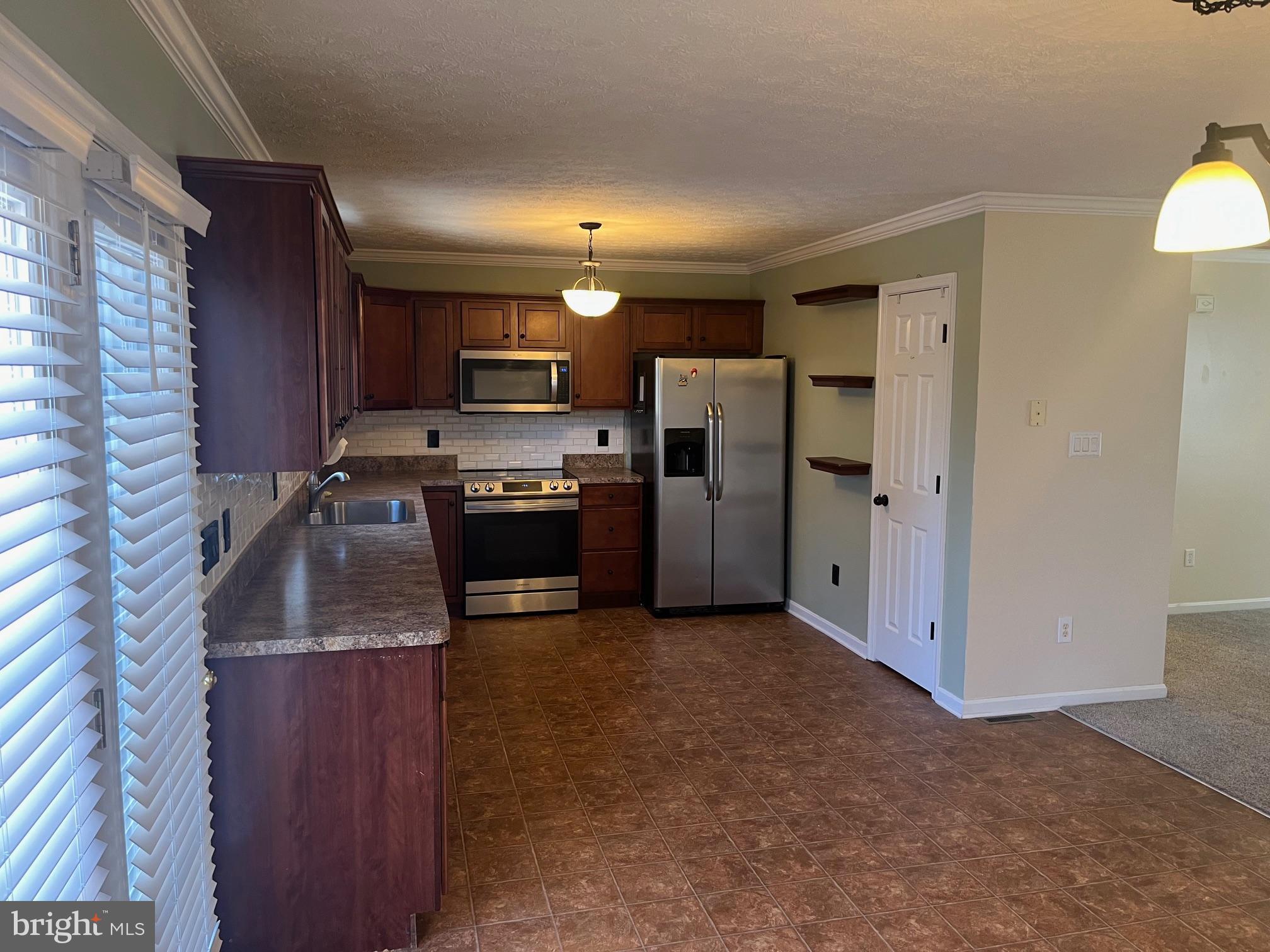 LEISURE POINT SUBD - Residential