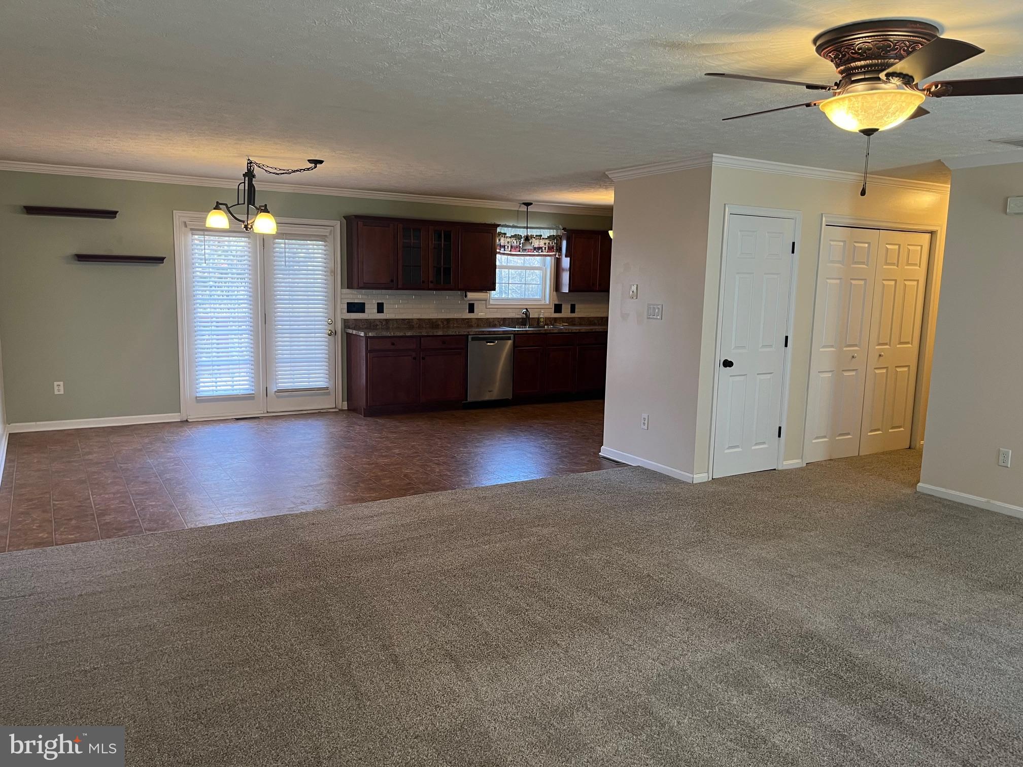 LEISURE POINT SUBD - Residential