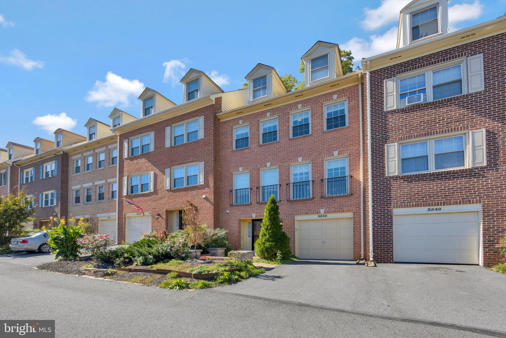 3542 S GEORGE MASON DRIVE 25