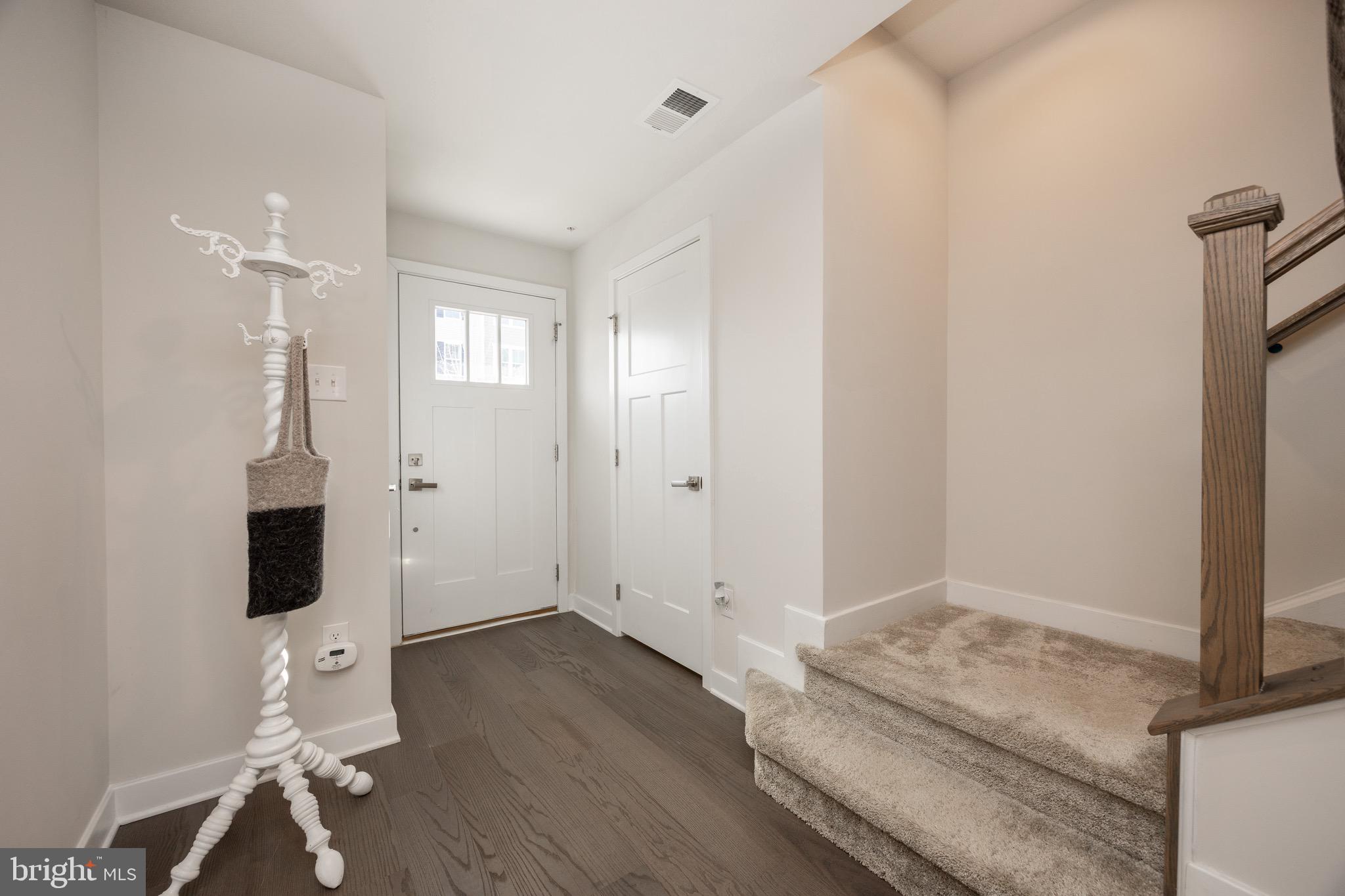 271 SUGAR MAPLE SQUARE