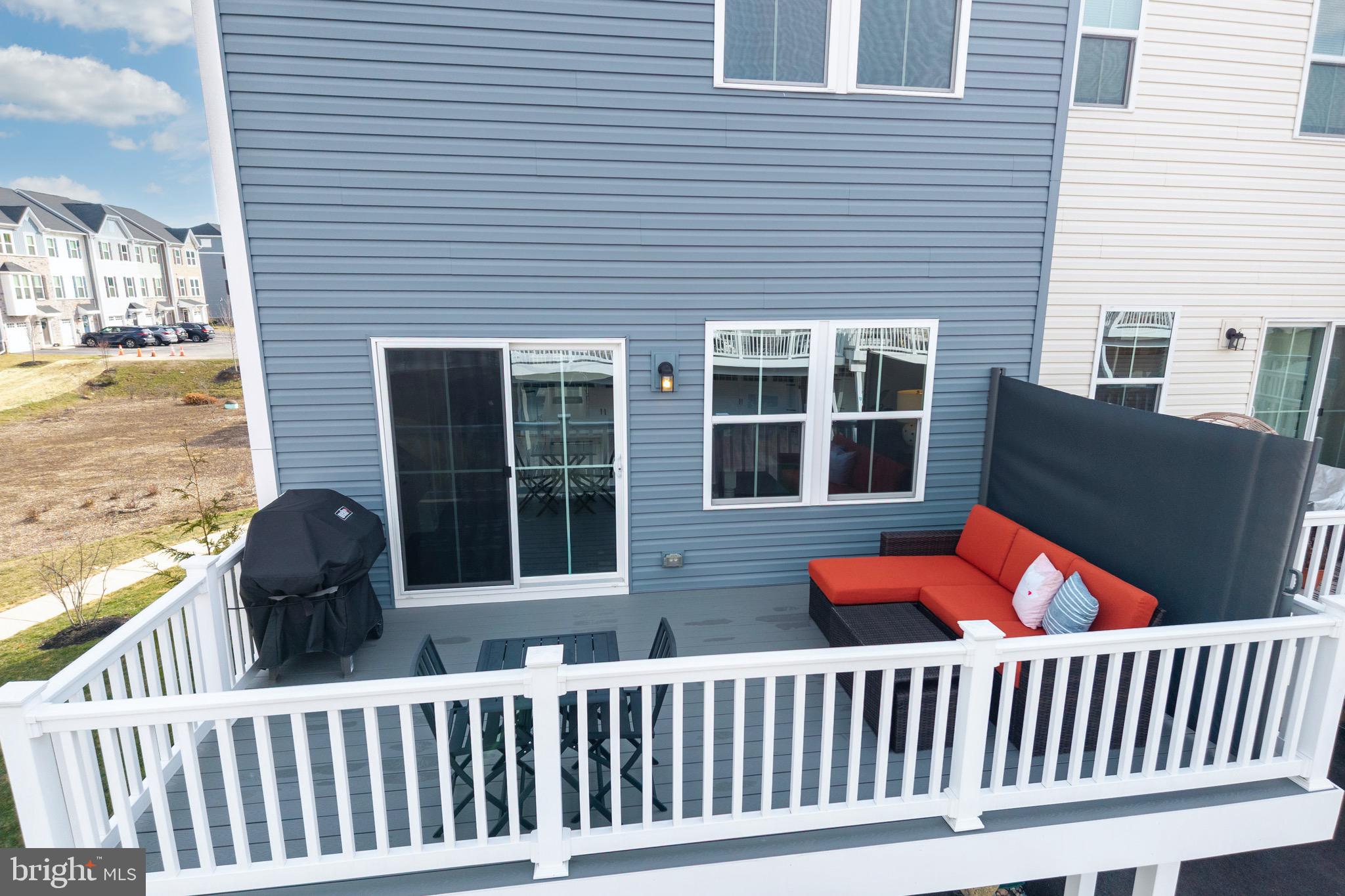 MAPLEVIEW - Residential