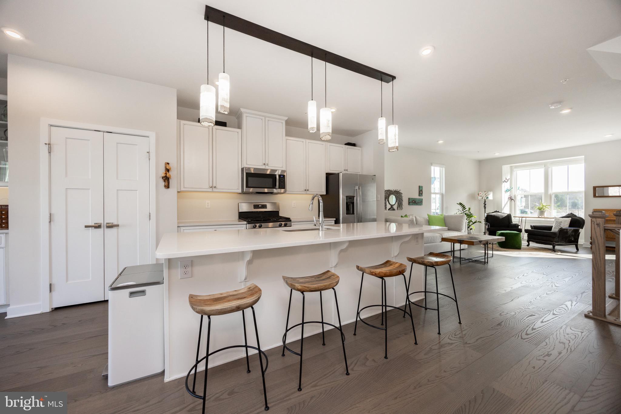 MAPLEVIEW - Residential