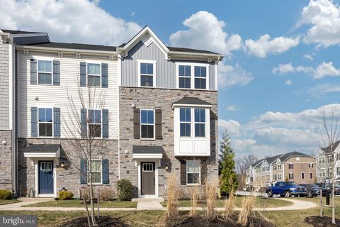 Townhouse For Sale - 271 Sugar Maple Square<br/> DOWNINGTOWN, PA 19335