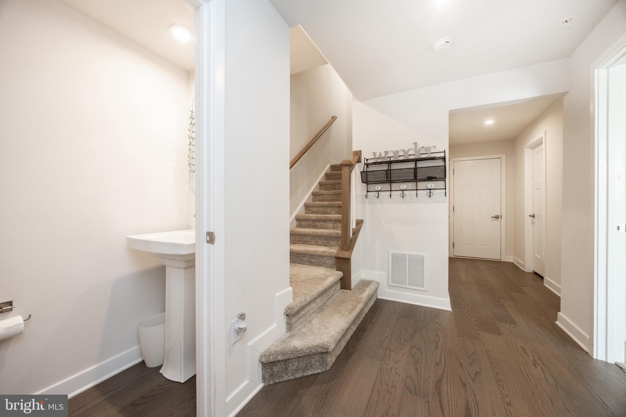 MAPLEVIEW - Residential